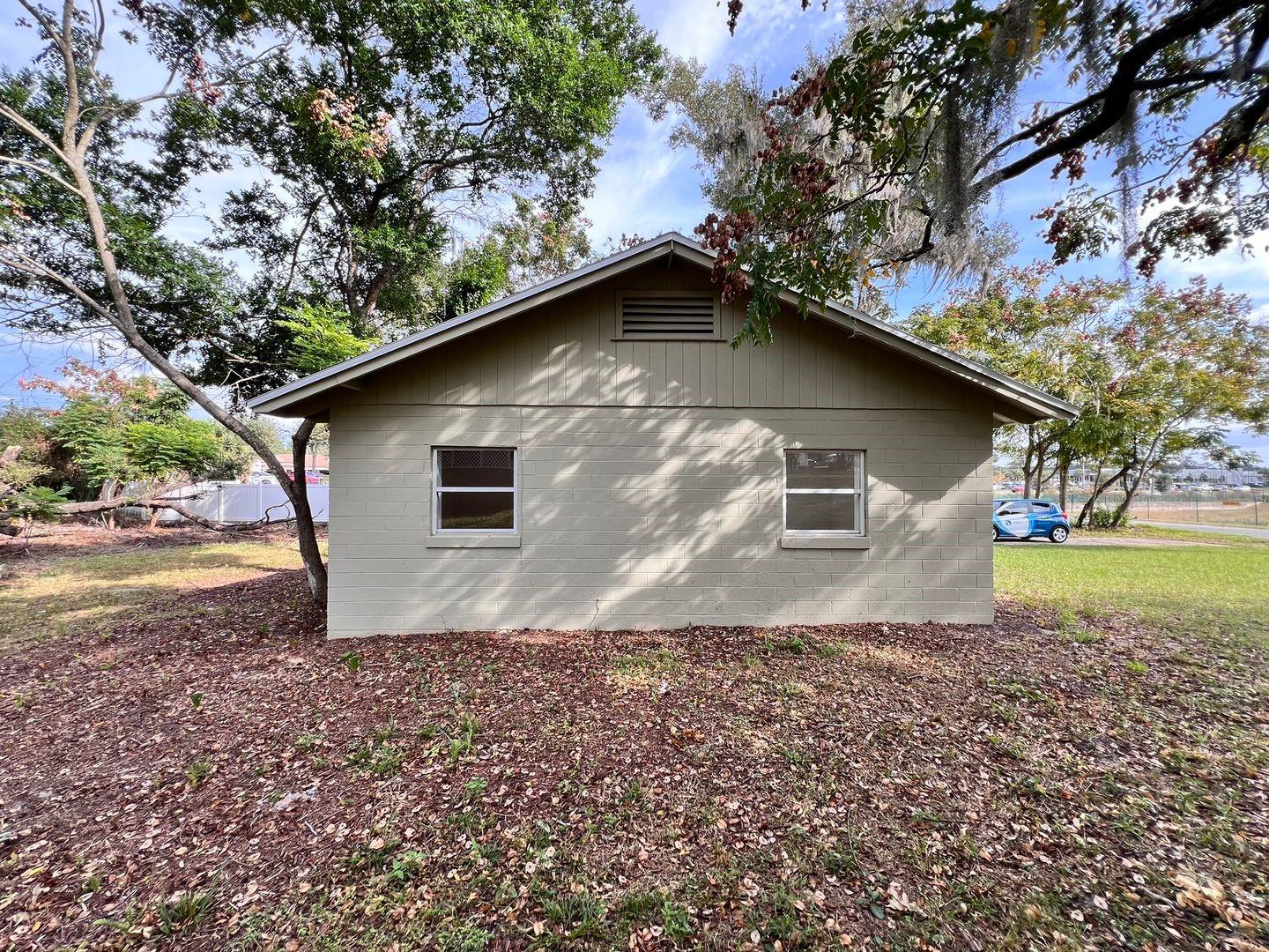 107 OAKLAND DR, DELAND, FL — photo 4