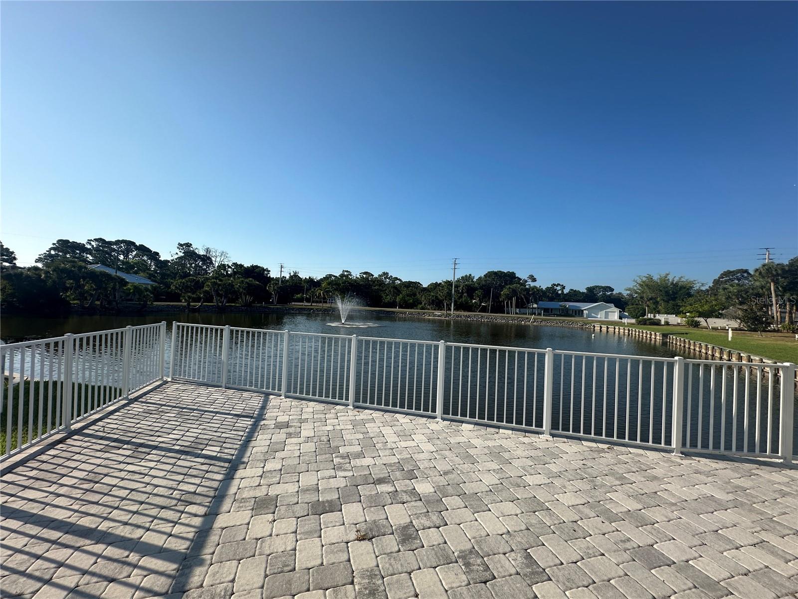 731 CAMELLIA DR, VENICE, FL — photo 15