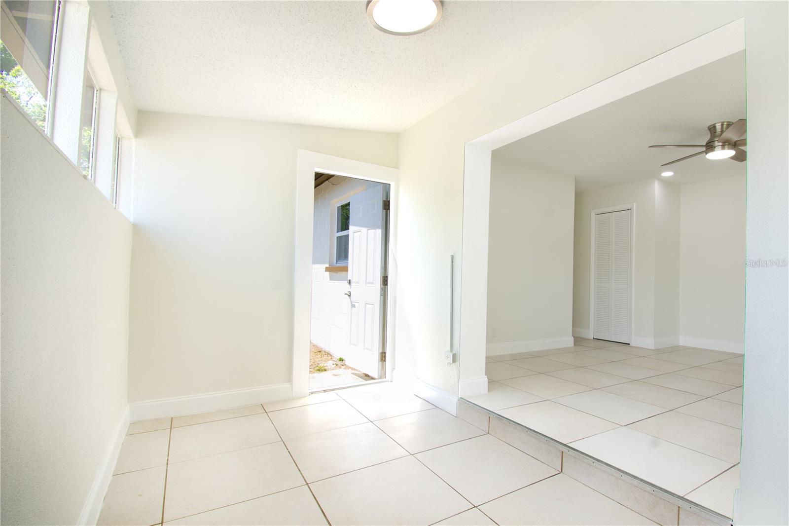 8307 LIBBY LN, TAMPA, FL — photo 7