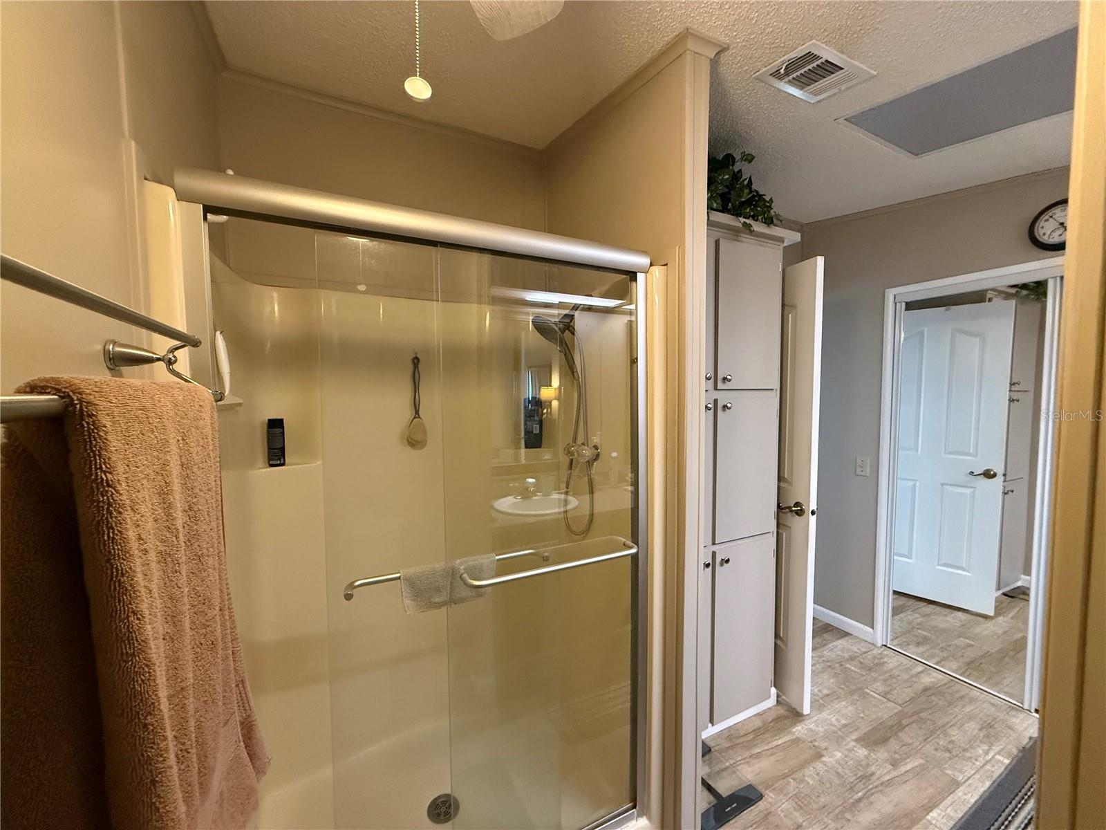 807 OAK BLVD, WILDWOOD, FL — photo 14
