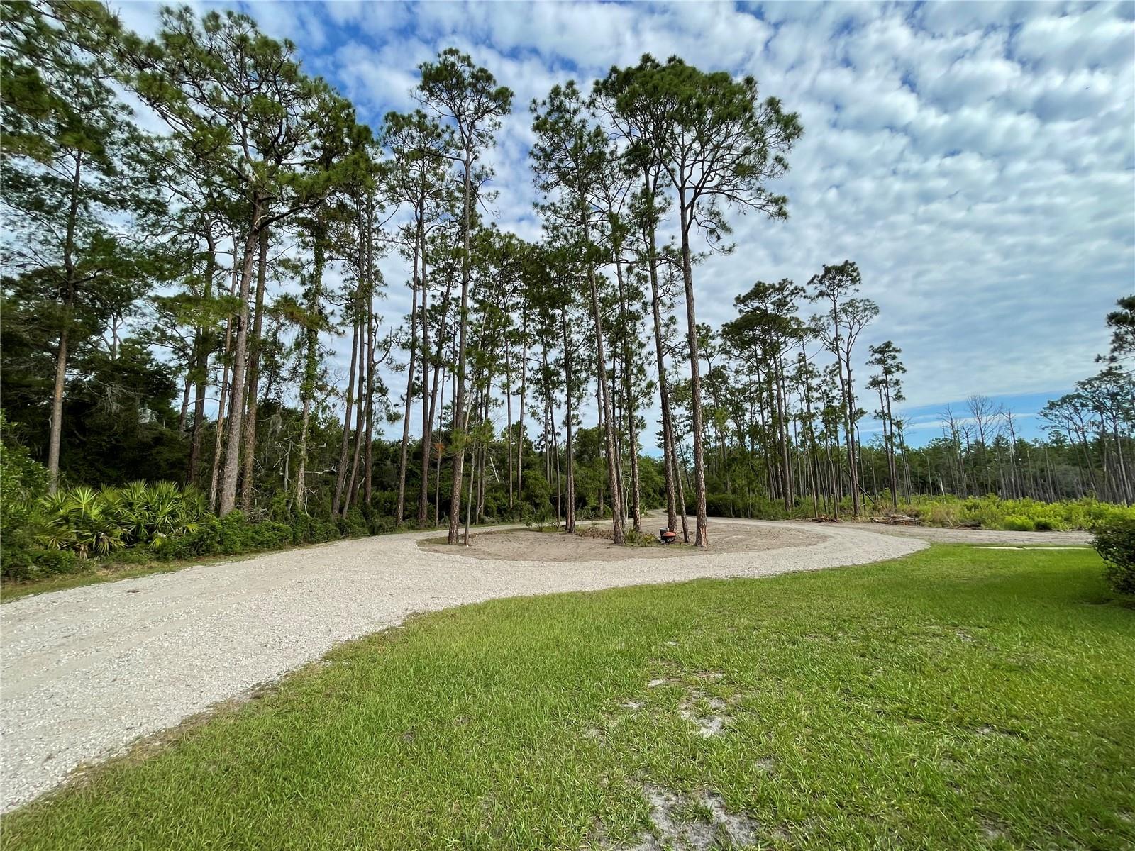 349 SEMINOLE WOODS BLVD, GENEVA, FL — photo 4