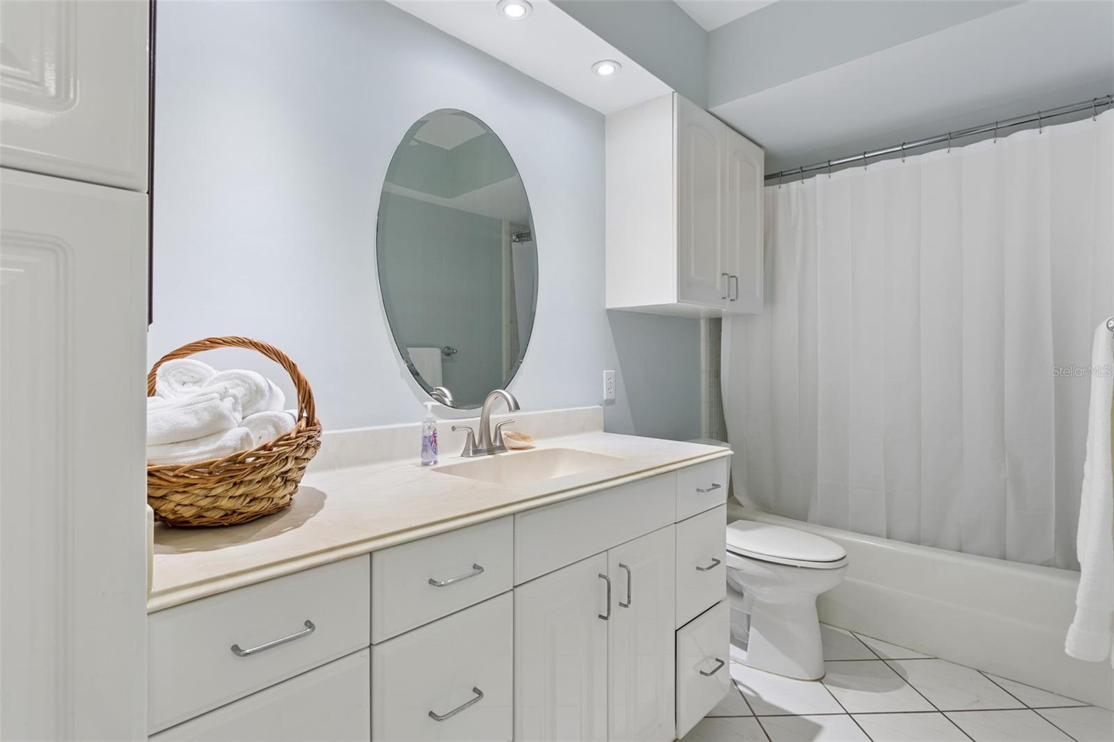 5130 BRITTANY DR S #1002, ST PETERSBURG, FL — photo 23