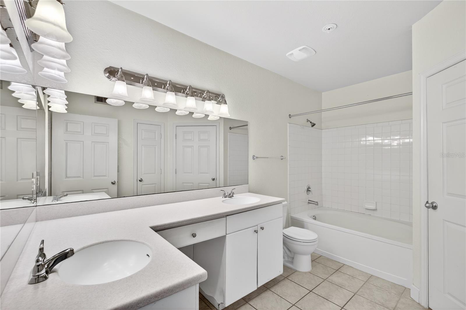 300 E SOUTH ST #2014, ORLANDO, FL — photo 12