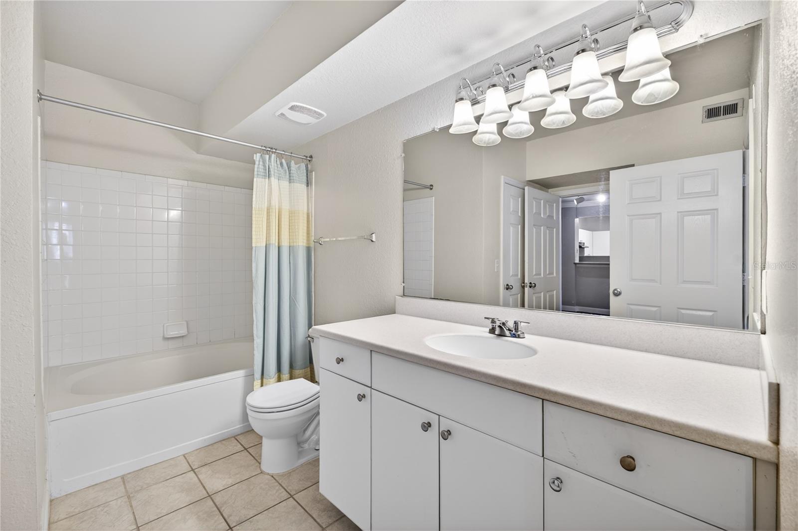 300 E SOUTH ST #2014, ORLANDO, FL — photo 15