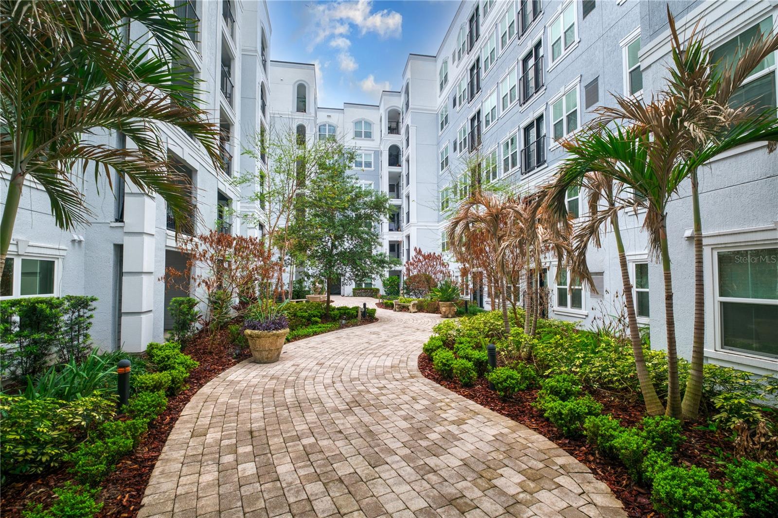 300 E SOUTH ST #2014, ORLANDO, FL — photo 20