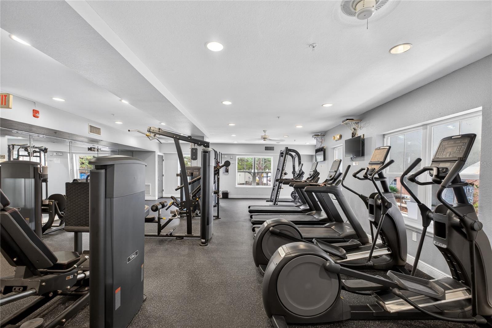 300 E SOUTH ST #2014, ORLANDO, FL — photo 23