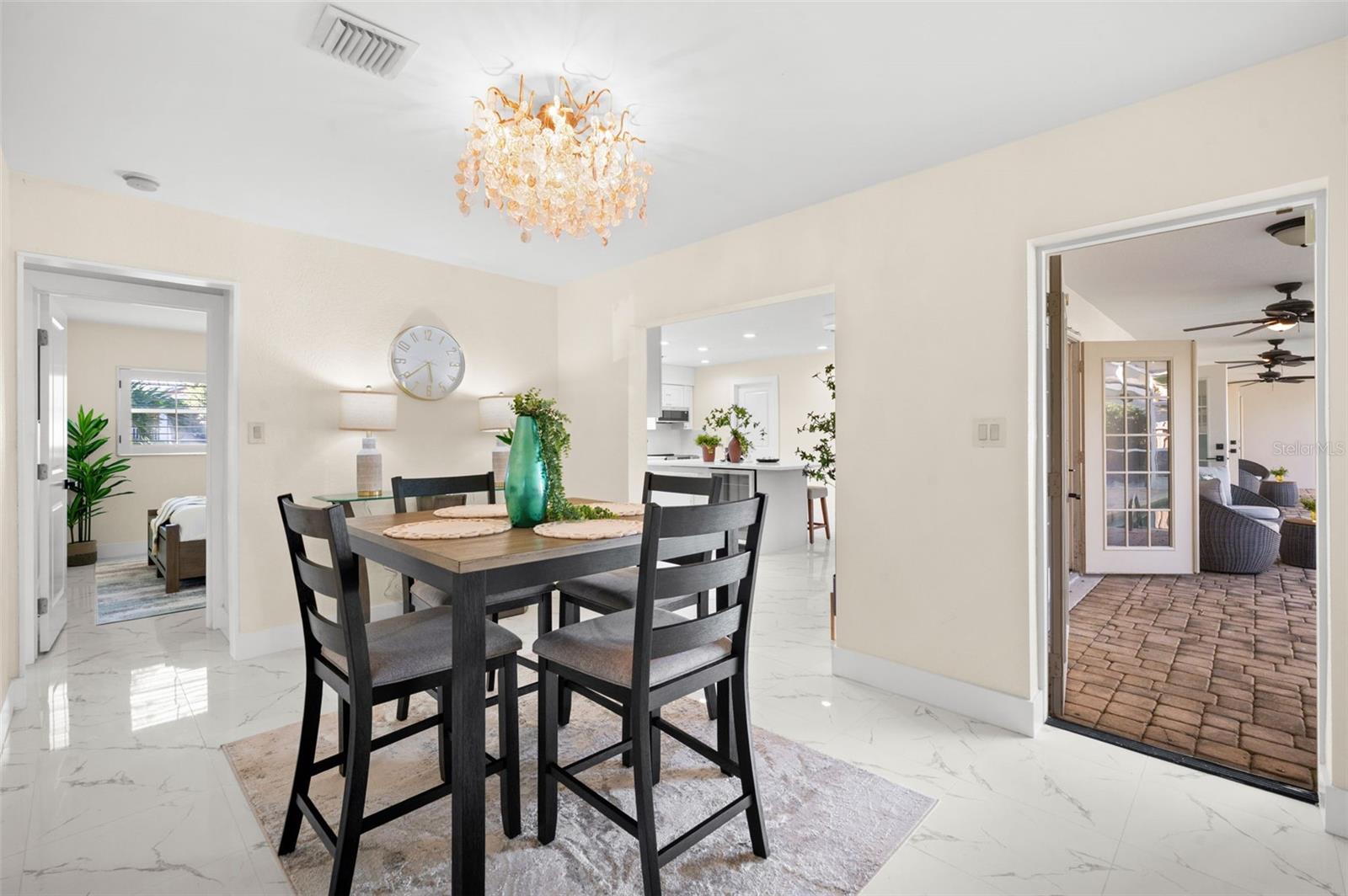 625 W OLYMPIA AVE, PUNTA GORDA, FL — photo 14