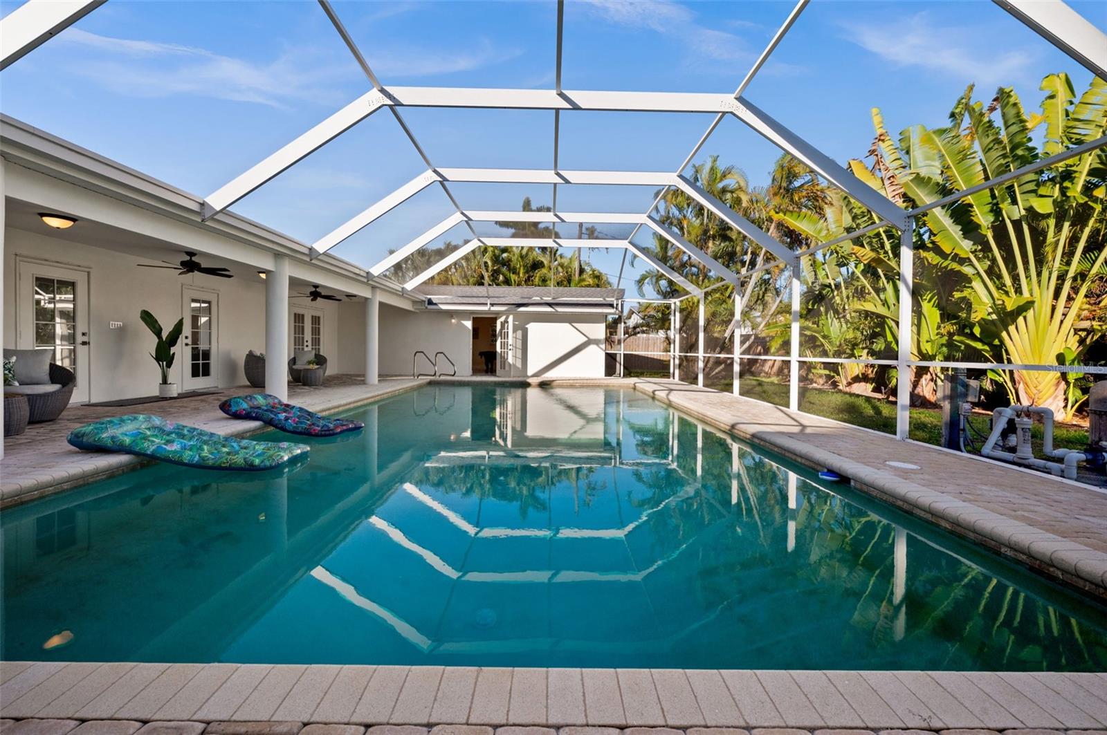 625 W OLYMPIA AVE, PUNTA GORDA, FL — photo 32