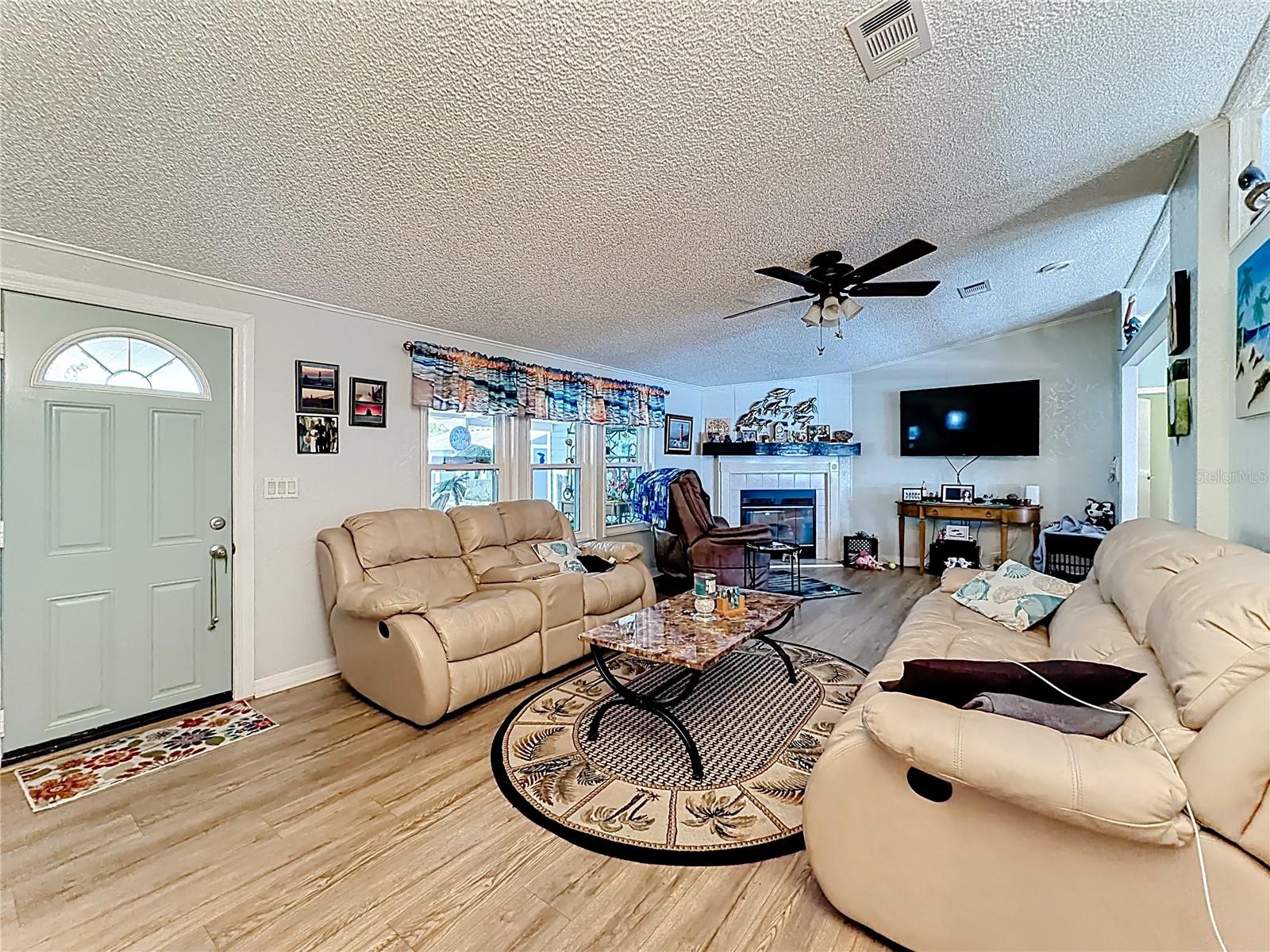 2523 KAREN DR, MOUNT DORA, FL — photo 12