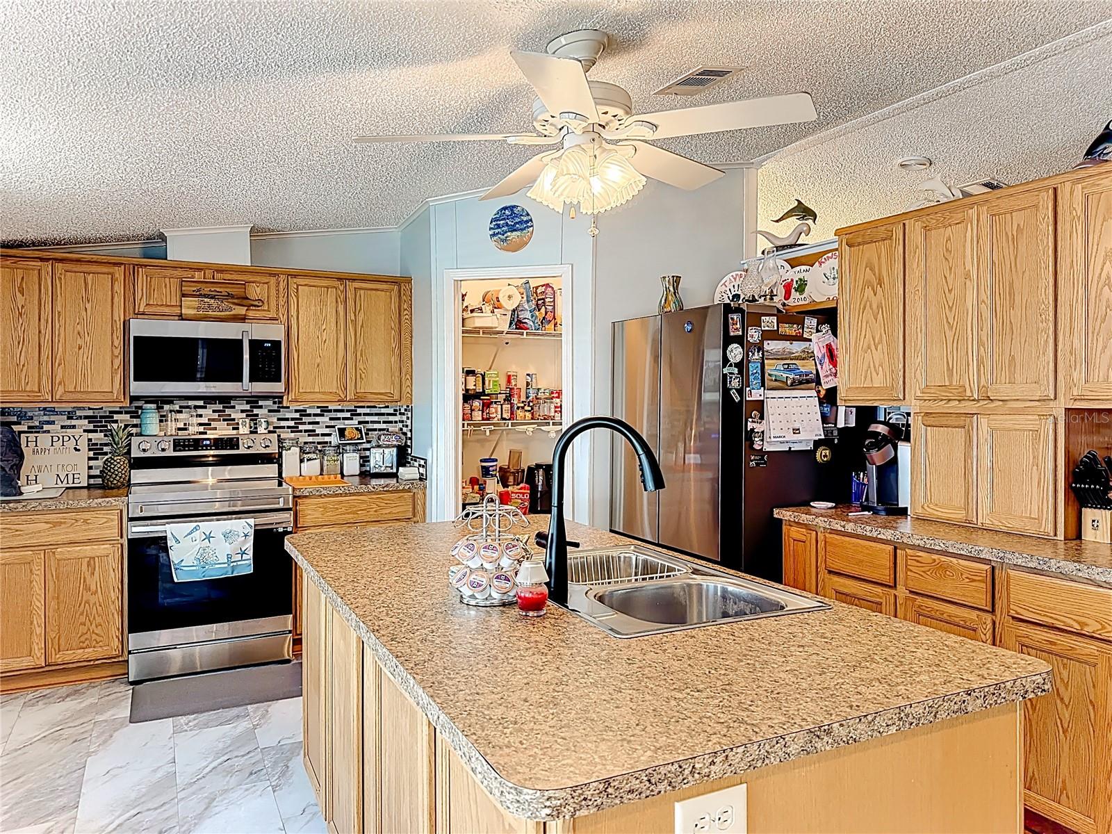 2523 KAREN DR, MOUNT DORA, FL — photo 34