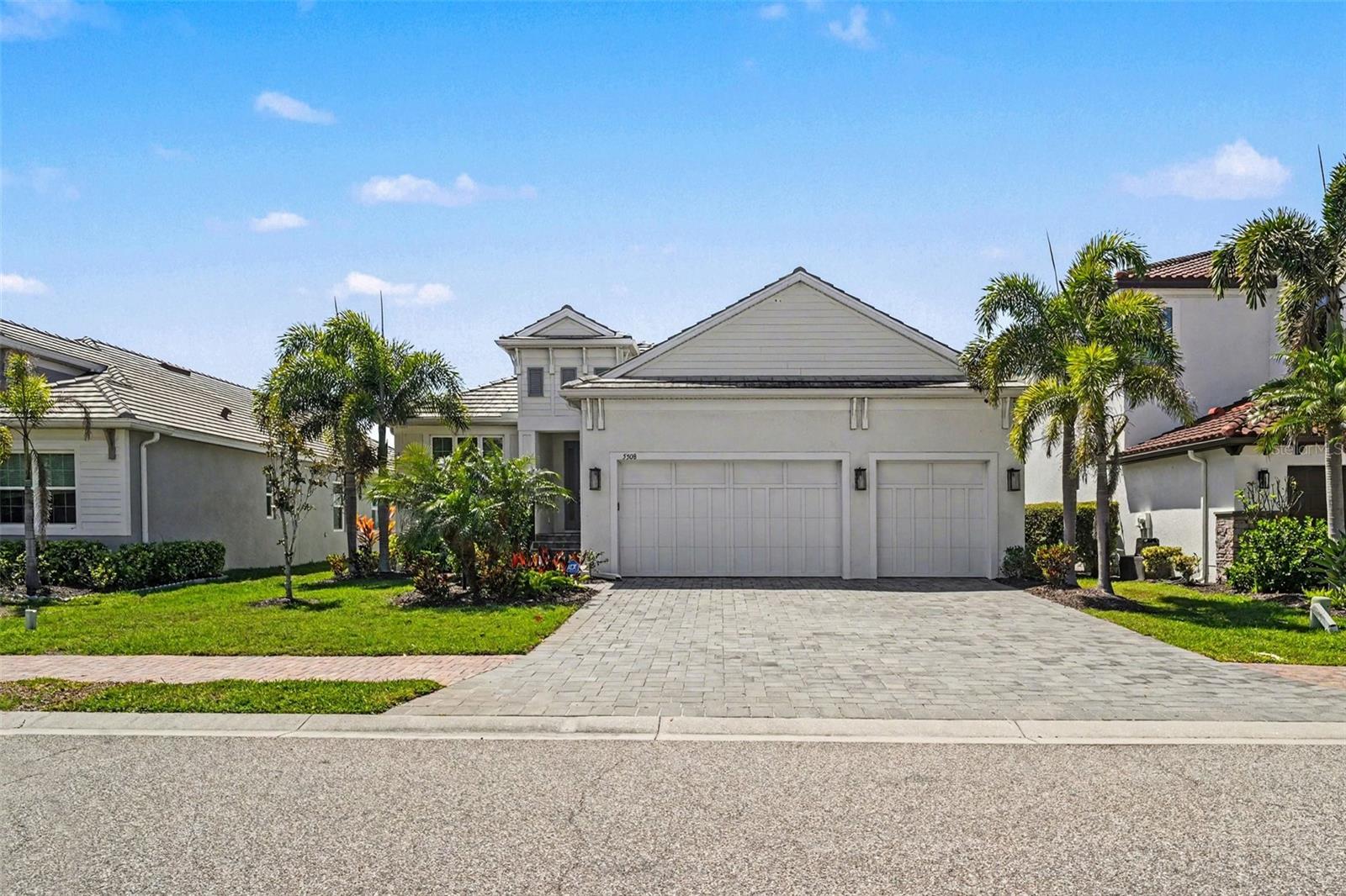 5508 TITLE ROW DR, BRADENTON, FL — photo 2