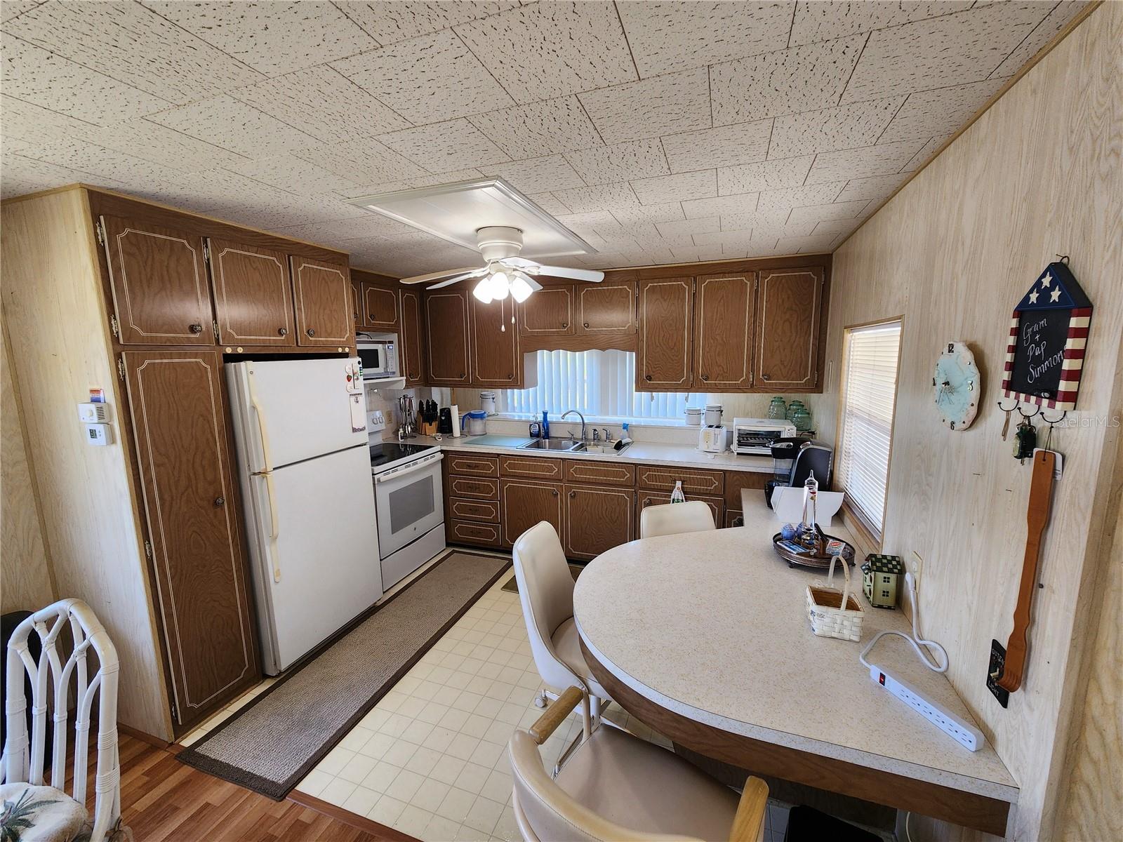 316 DANUBE CIR, BRADENTON, FL — photo 4