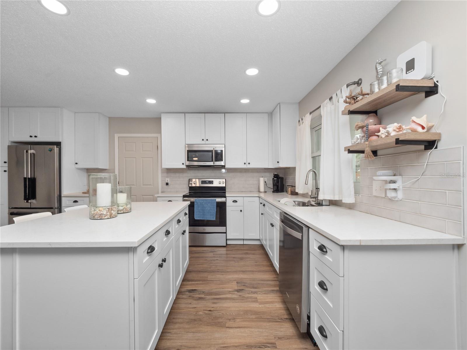 2733 MIDDLE ST, ORLANDO, FL — photo 9