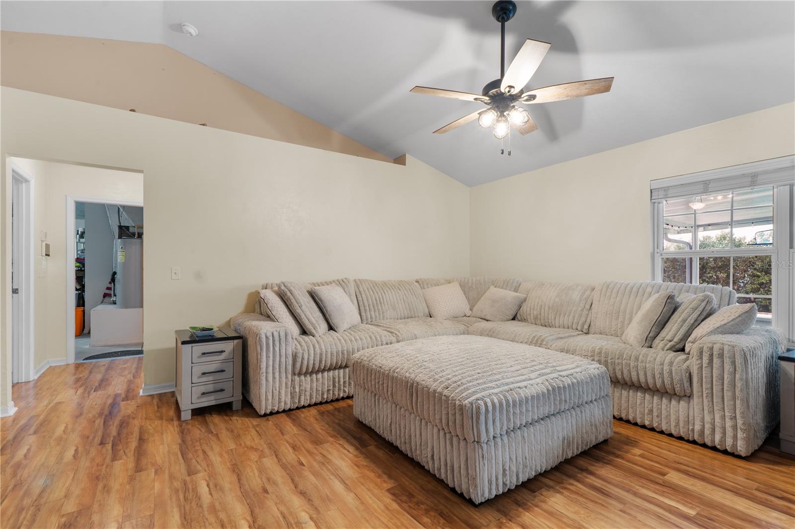 19261 NW 230TH ST, HIGH SPRINGS, FL — photo 8