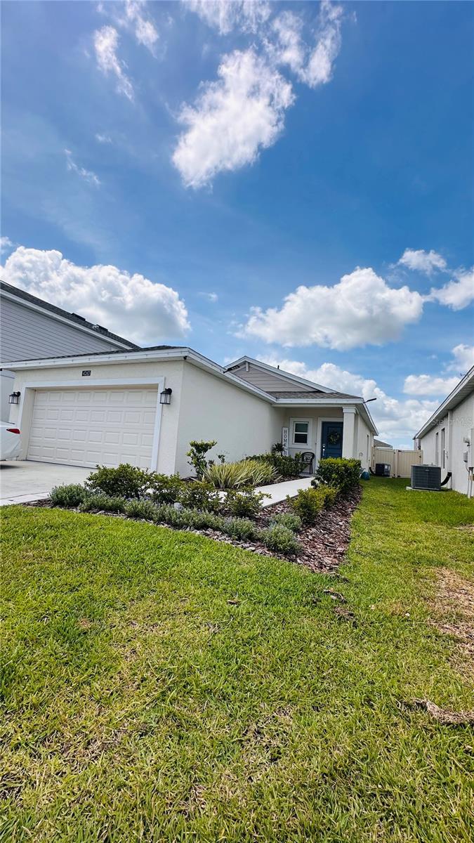 4260 PEBBLES THROW DR, KISSIMMEE, FL — photo 2
