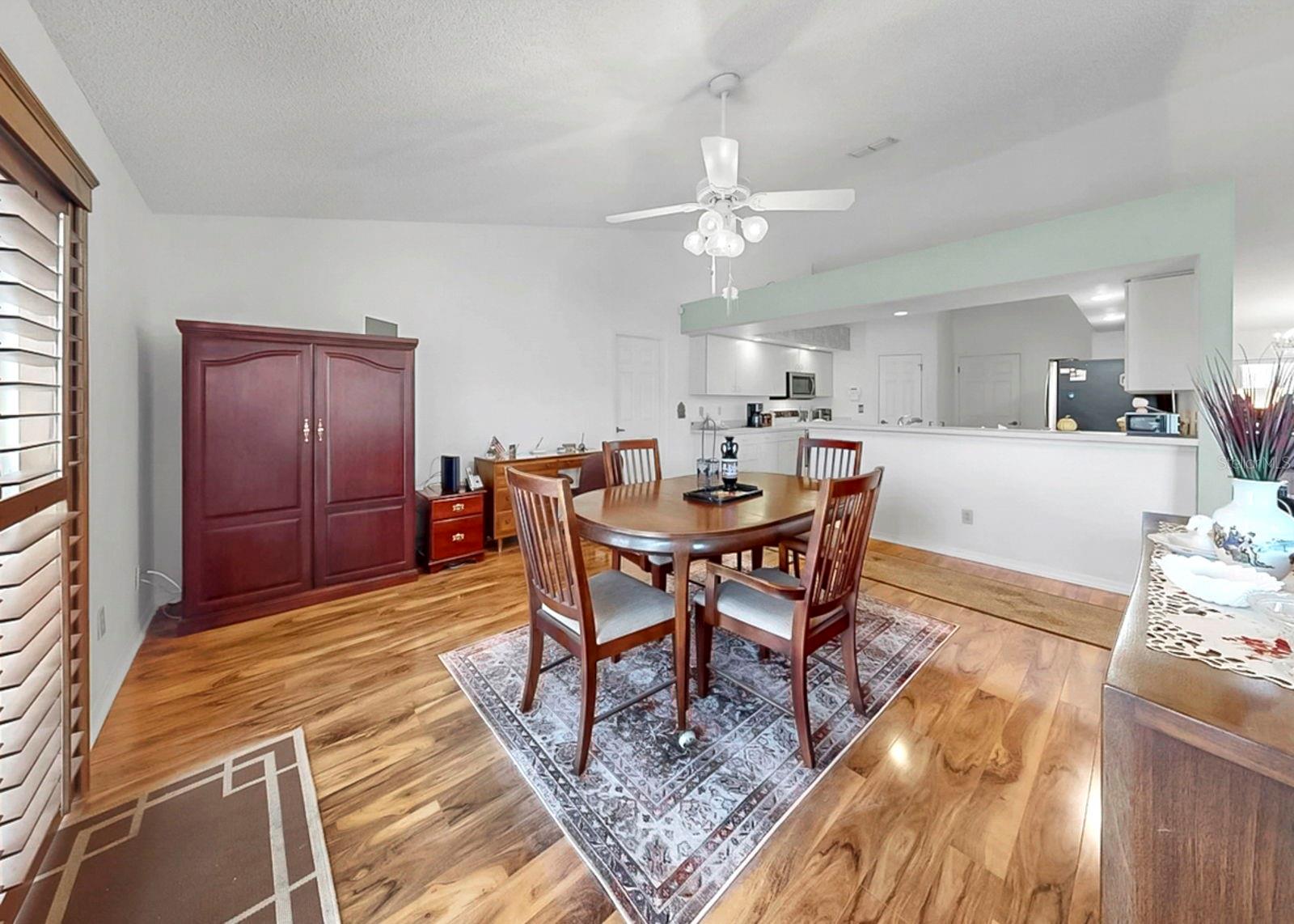 2003 NEW BEDFORD DR, SUN CITY CENTER, FL — photo 15