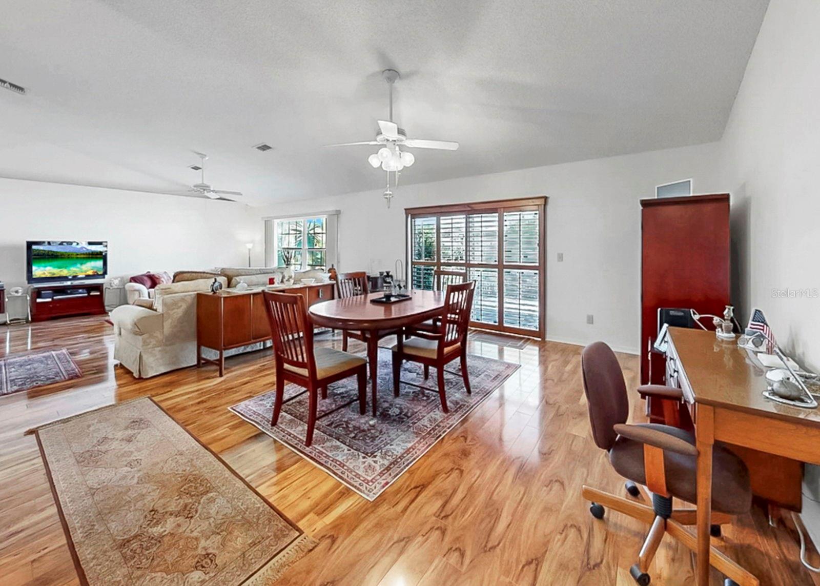 2003 NEW BEDFORD DR, SUN CITY CENTER, FL — photo 18