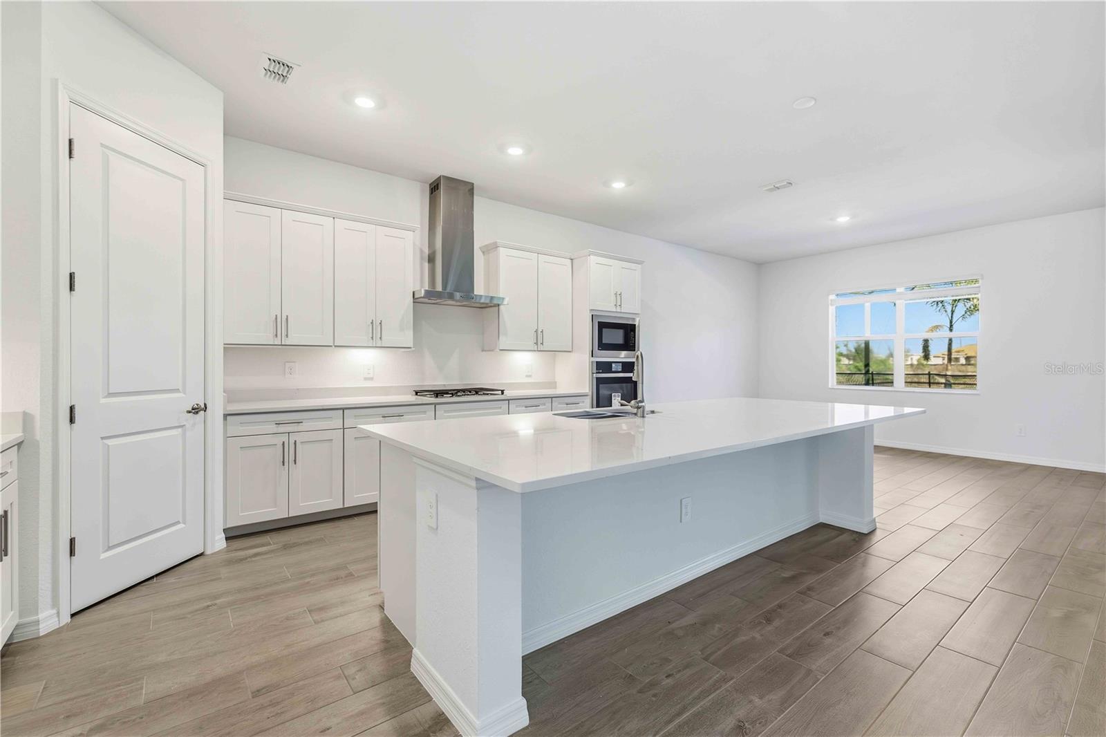 5420 LIGHTNING WHELK LN, BRADENTON, FL — photo 9