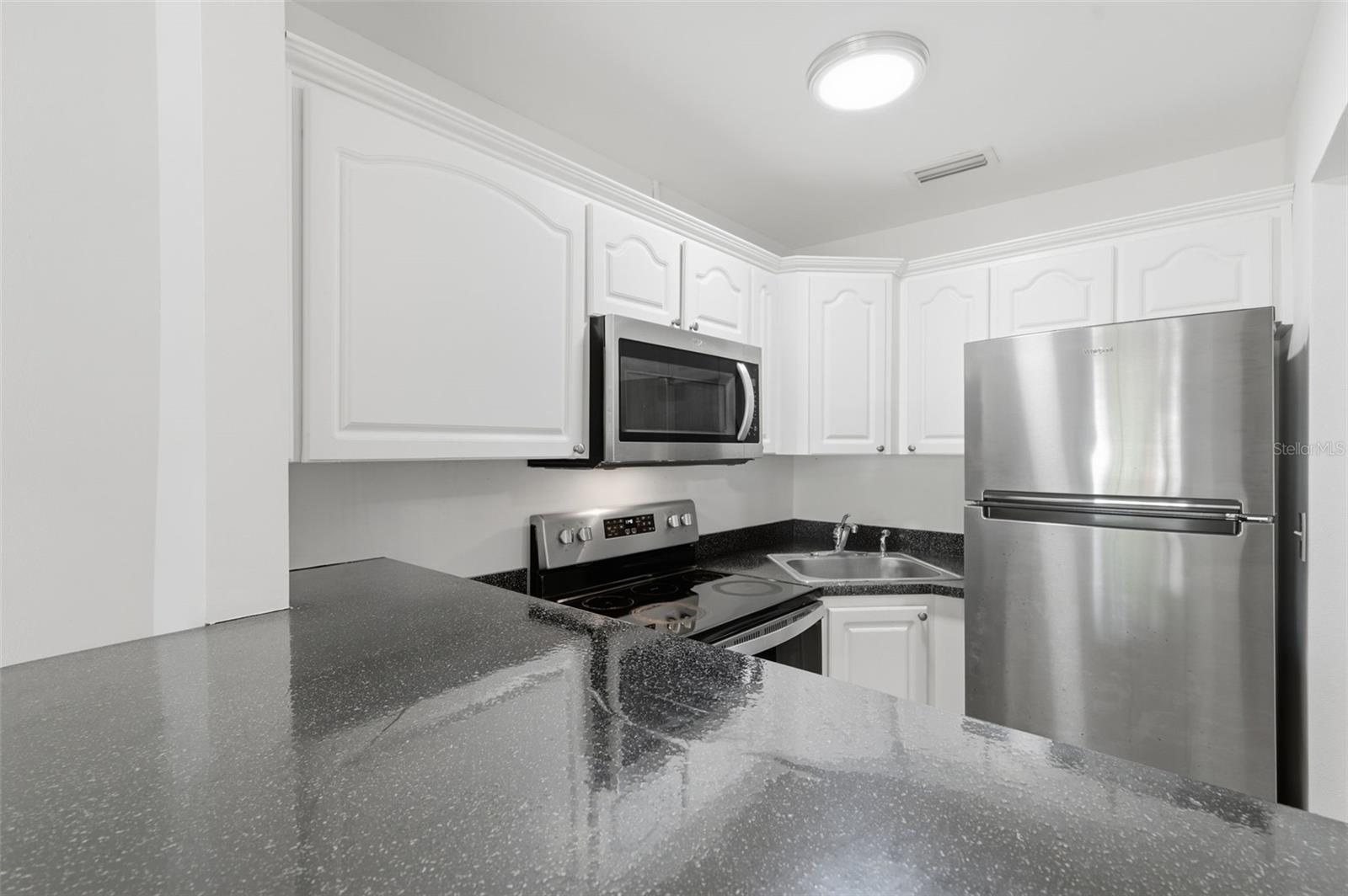 1257 DREW ST #14, CLEARWATER, FL — photo 9