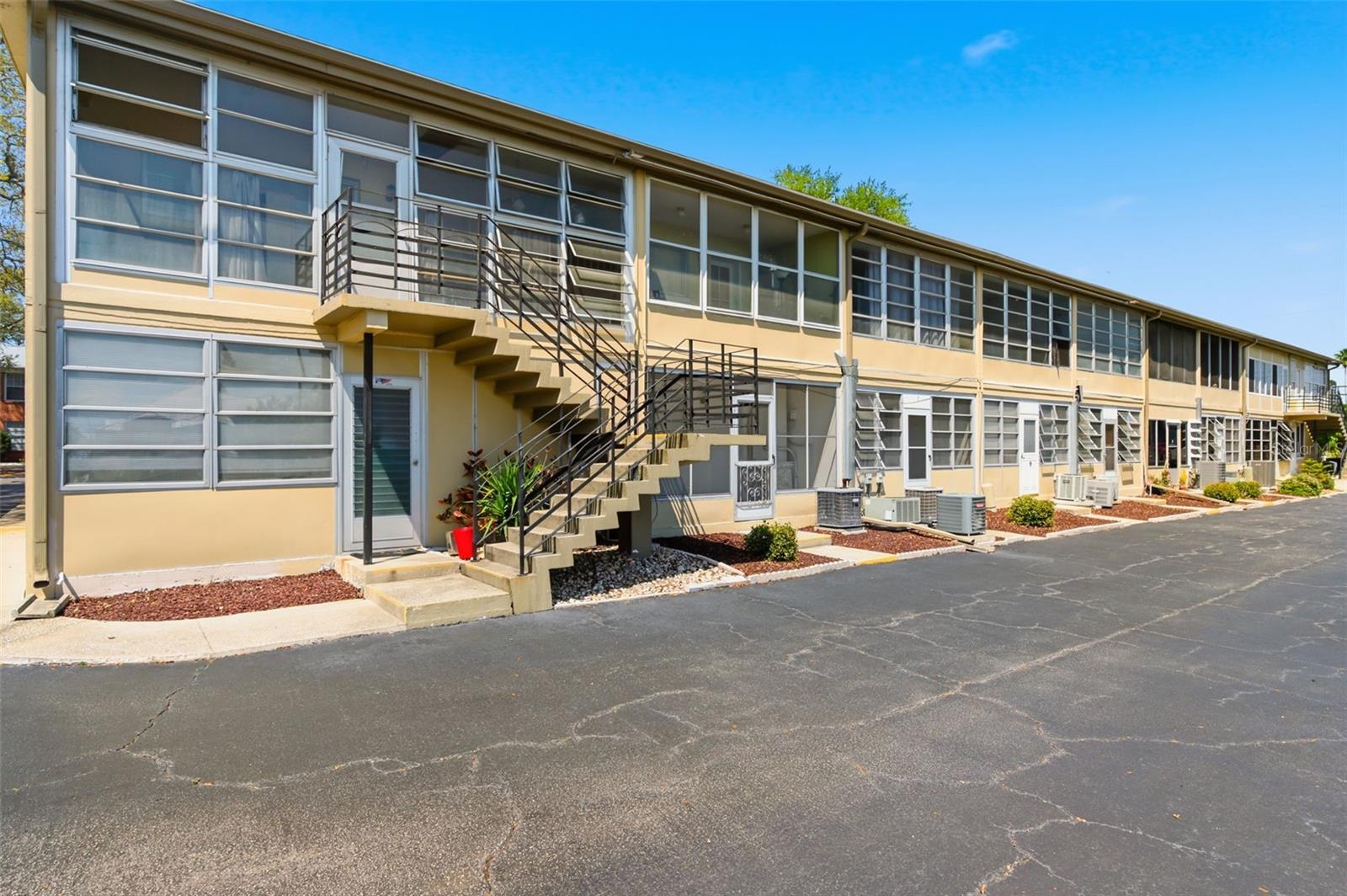 1257 DREW ST #14, CLEARWATER, FL — photo 46