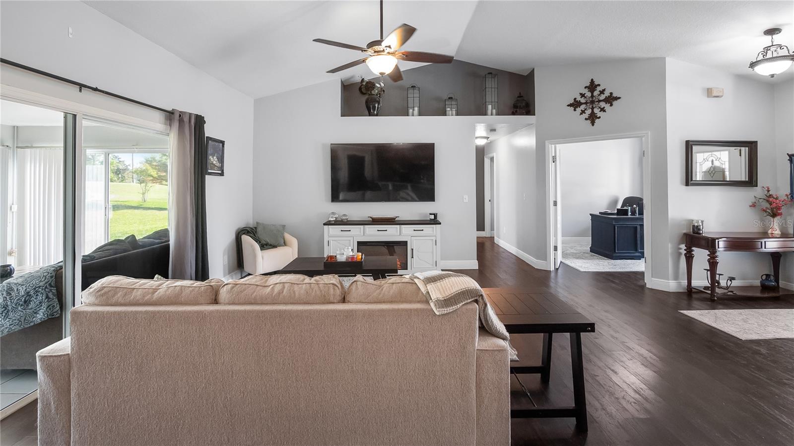 8925 PEBBLE BEACH PL, CLERMONT, FL — photo 24