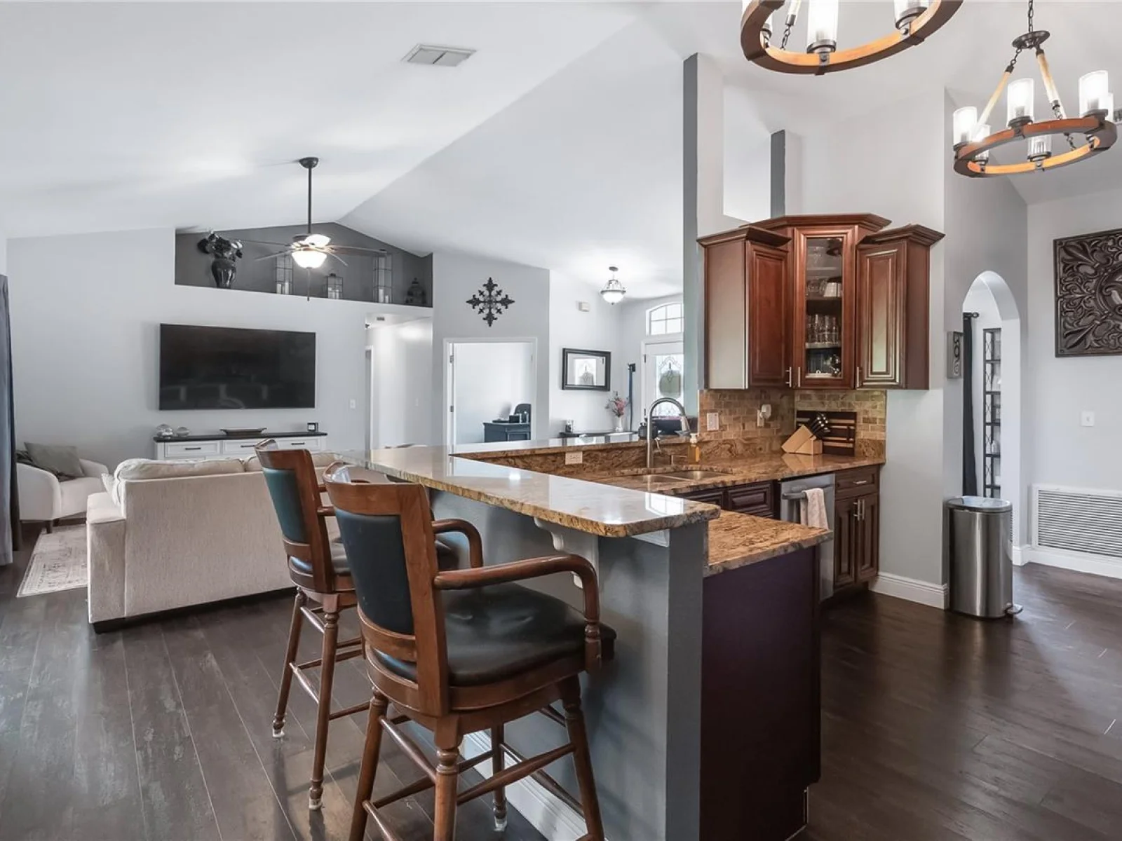 8925 PEBBLE BEACH PL, CLERMONT, FL — photo 26