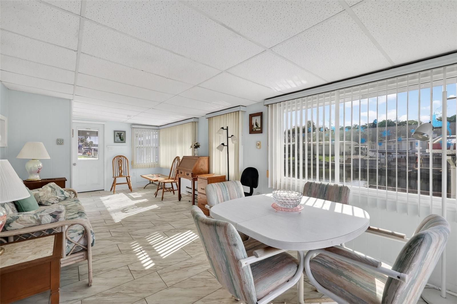 31701 KELLY CIR, TAVARES, FL — photo 18