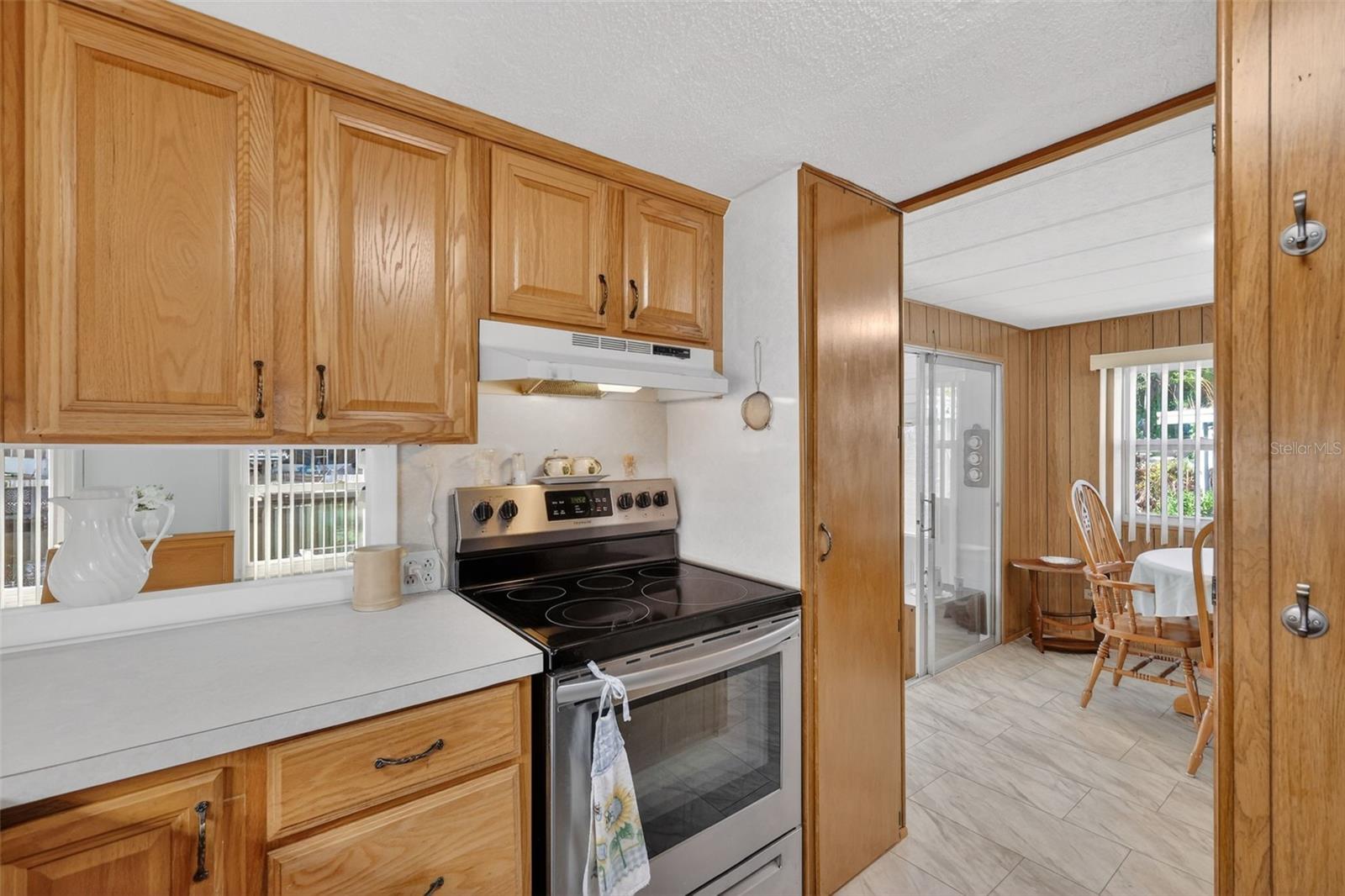 31701 KELLY CIR, TAVARES, FL — photo 26