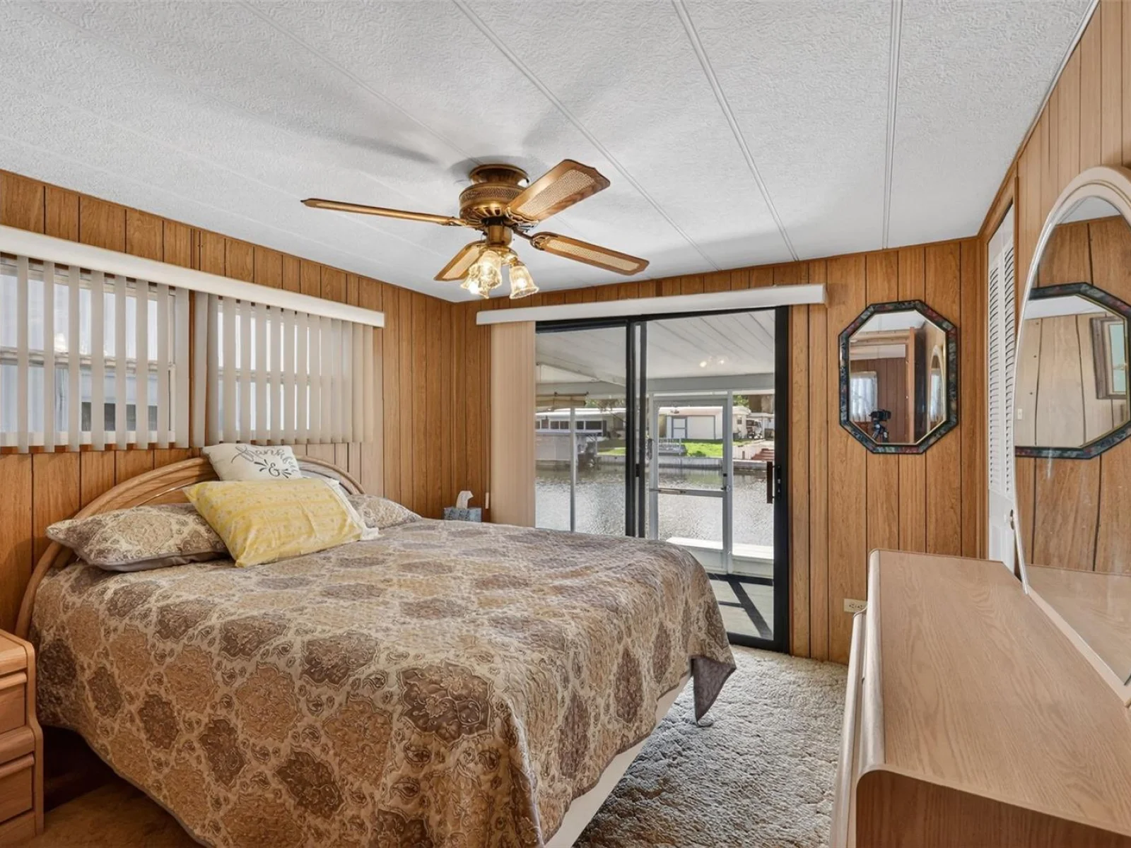 31701 KELLY CIR, TAVARES, FL — photo 38