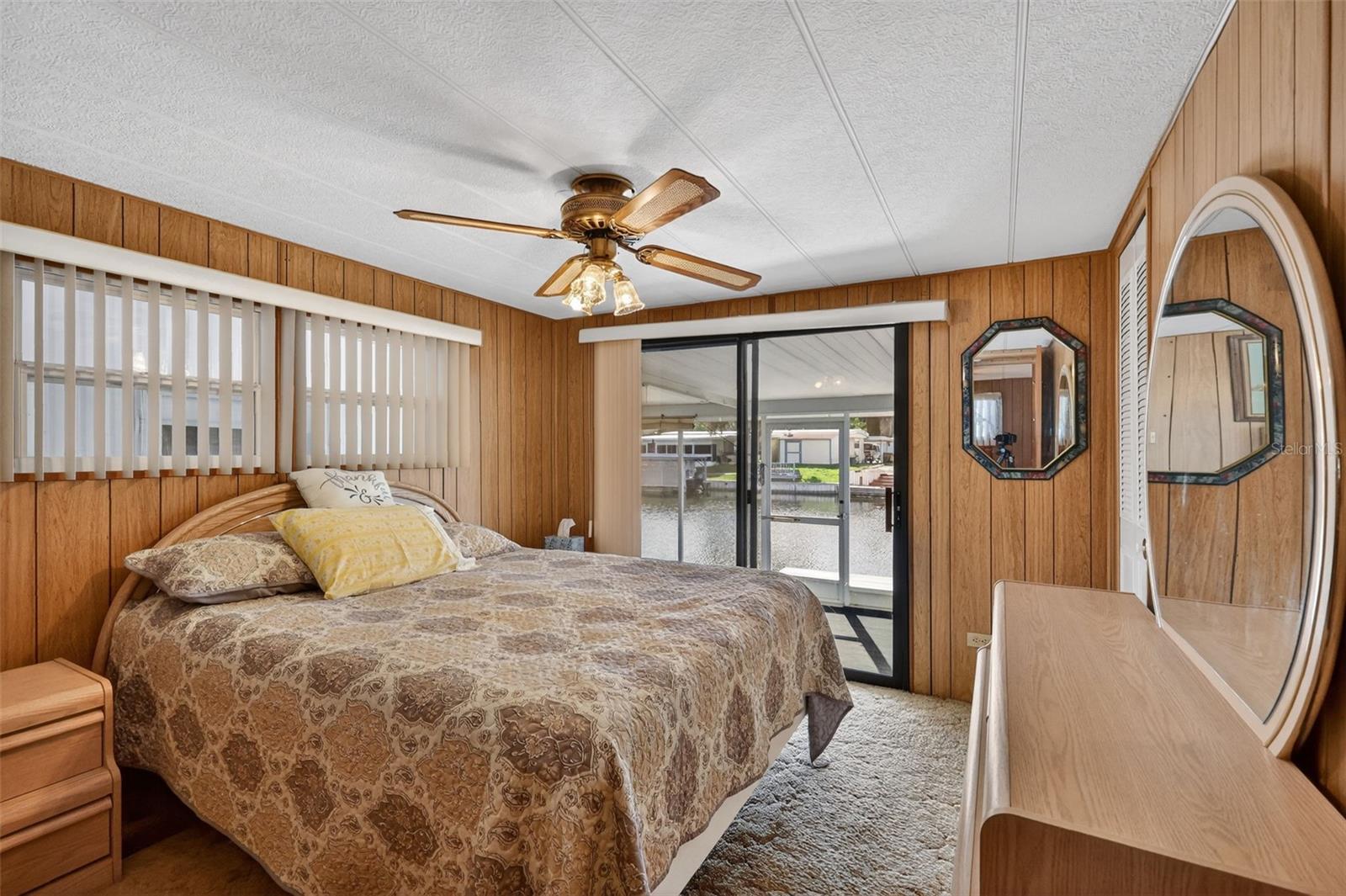 31701 KELLY CIR, TAVARES, FL — photo 37