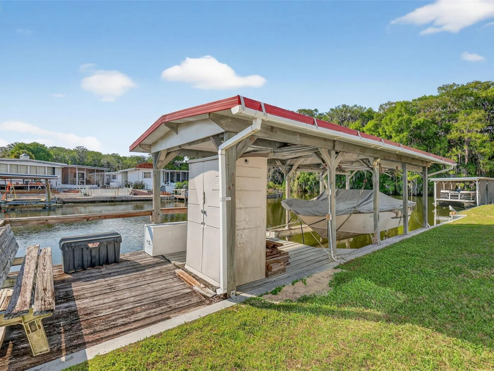 31701 KELLY CIR, TAVARES, FL — photo 51