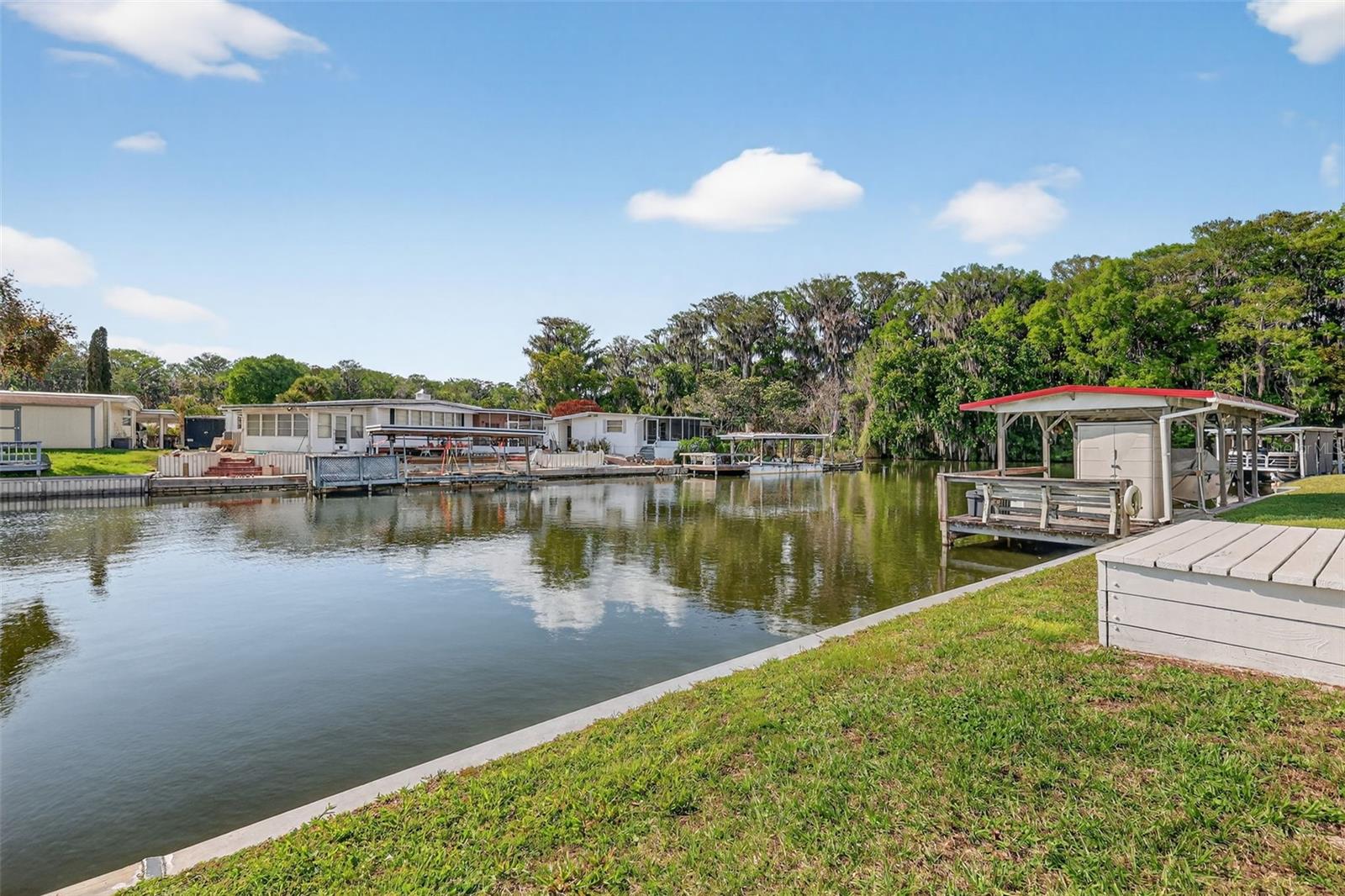 31701 KELLY CIR, TAVARES, FL — photo 59