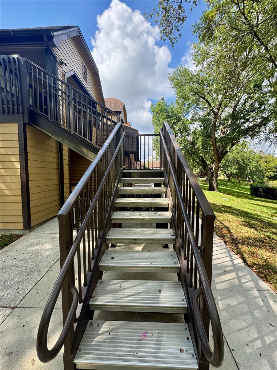 385 WOODSIDE DR #201, ALTAMONTE SPRINGS, FL — photo 3