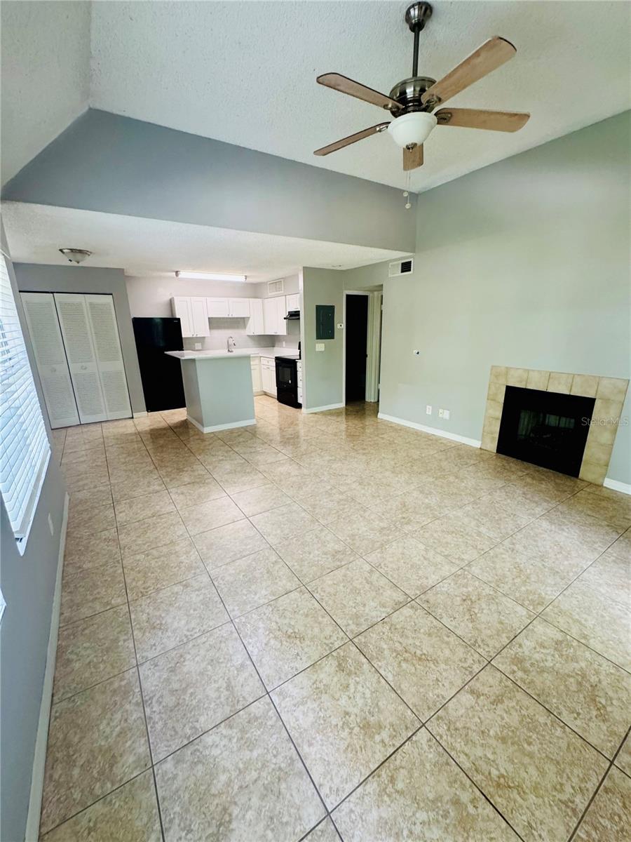385 WOODSIDE DR #201, ALTAMONTE SPRINGS, FL — photo 6