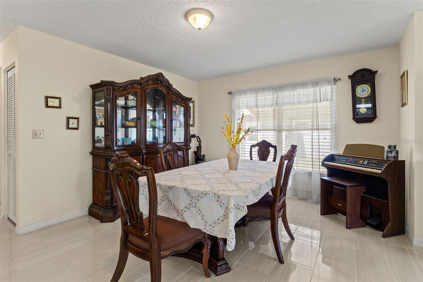 8345 ELGIN DR, PORT RICHEY, FL — photo 4