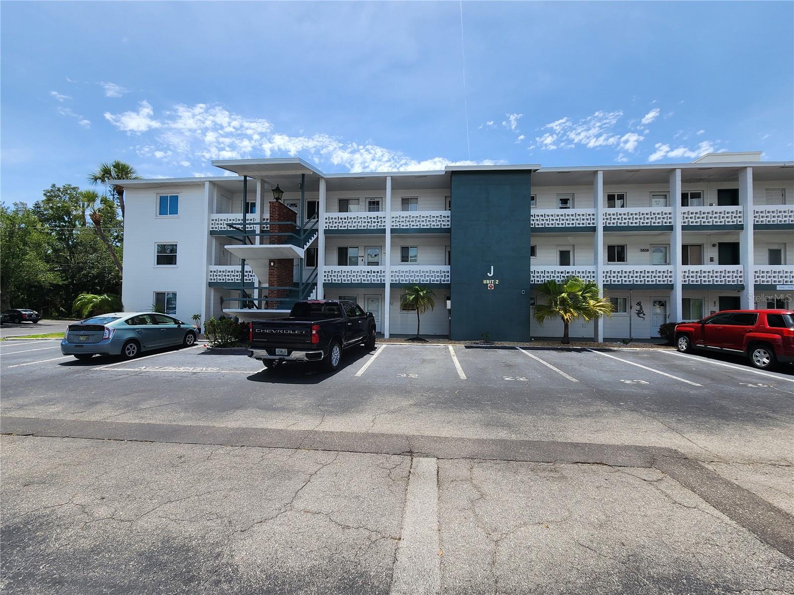 5842 WELCOME RD #J2, BRADENTON, FL