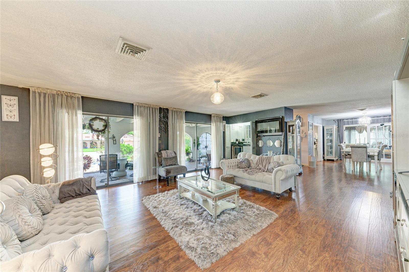 7236 LAS CASAS DR, SARASOTA, FL — photo 7