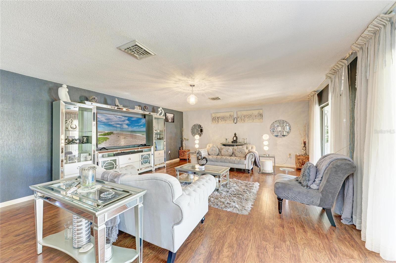 7236 LAS CASAS DR, SARASOTA, FL — photo 9