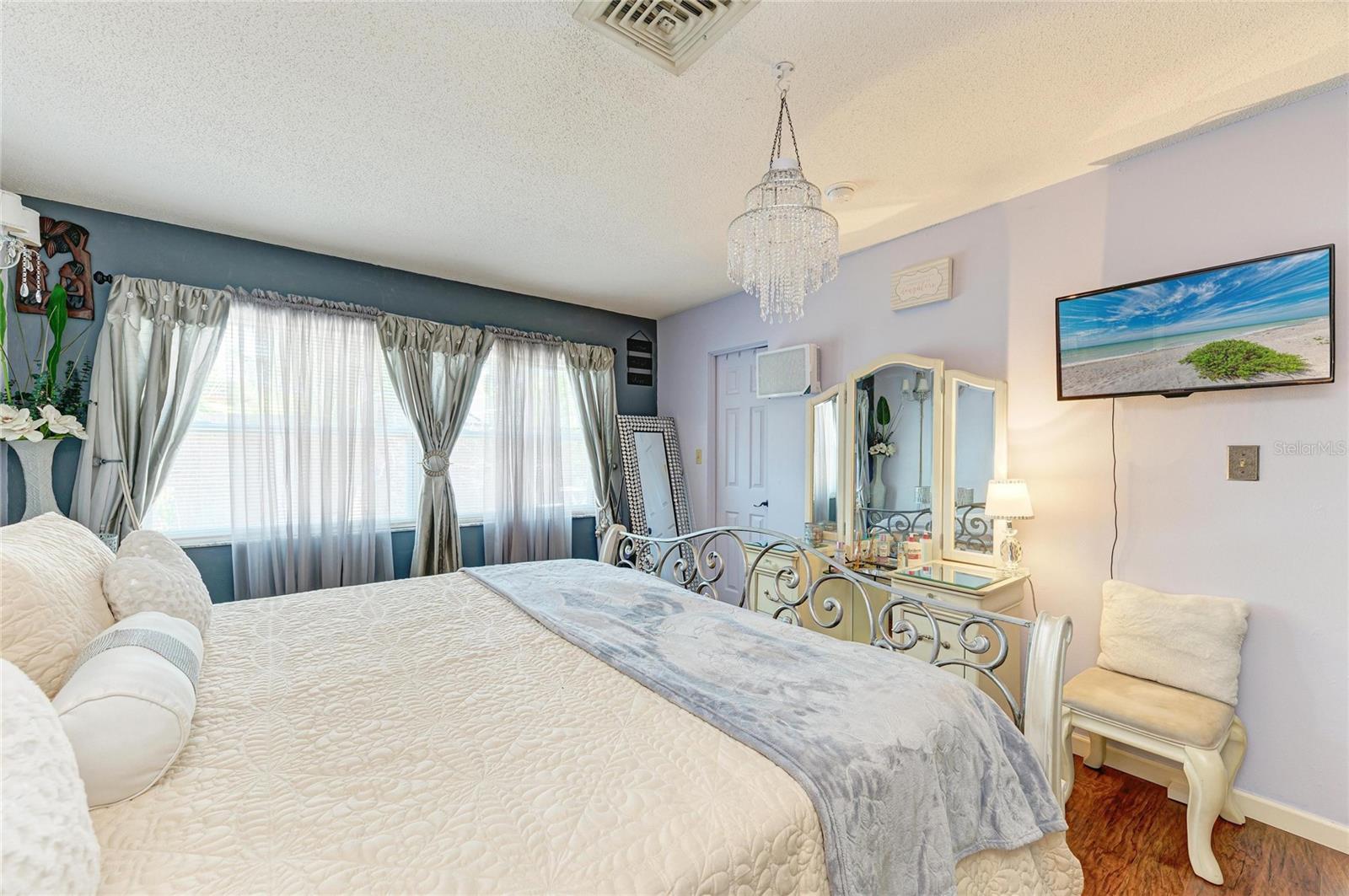 7236 LAS CASAS DR, SARASOTA, FL — photo 25