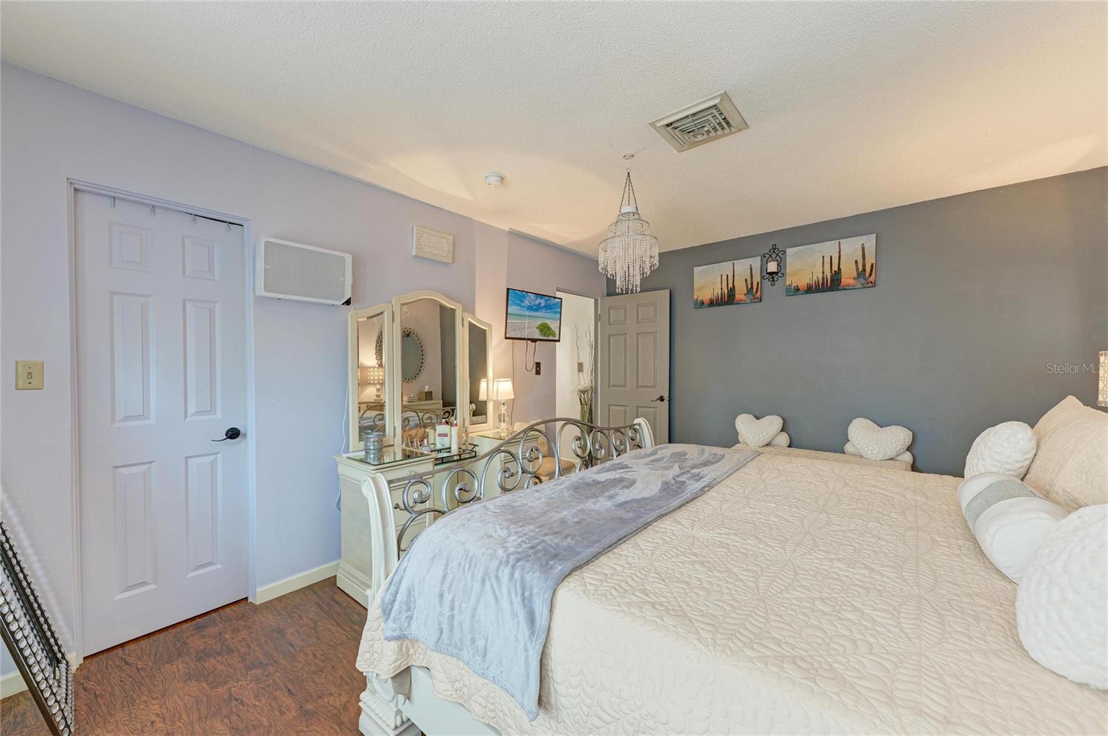 7236 LAS CASAS DR, SARASOTA, FL — photo 26