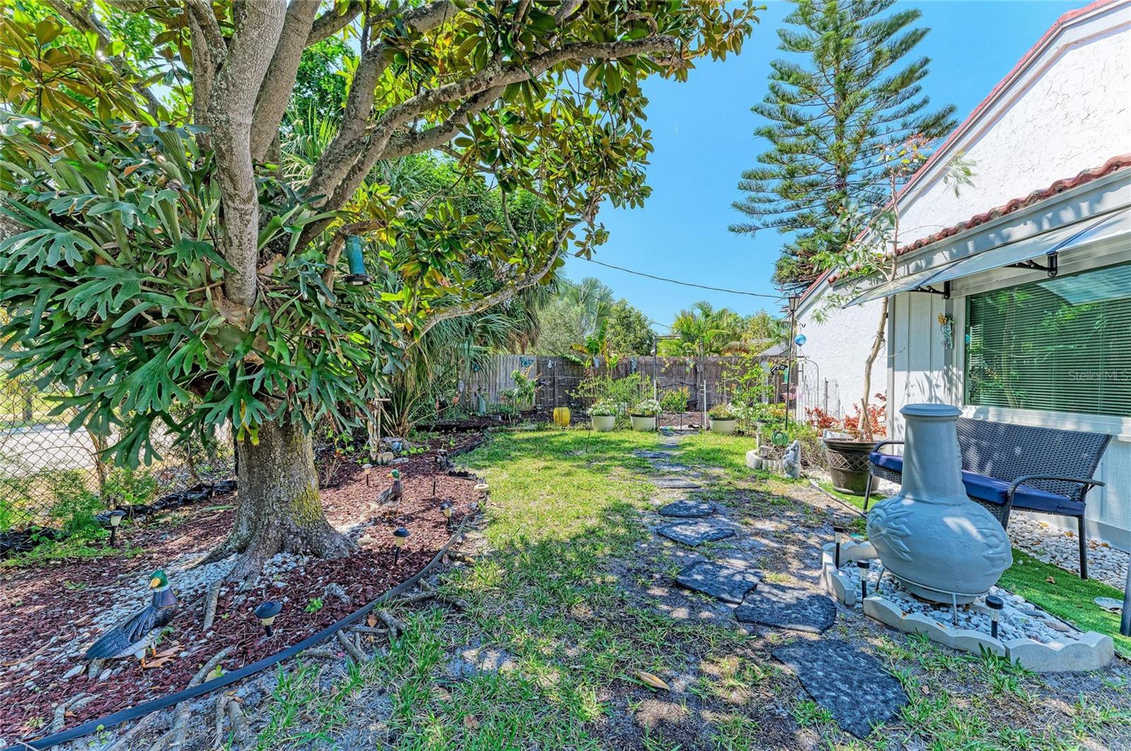 7236 LAS CASAS DR, SARASOTA, FL — photo 34