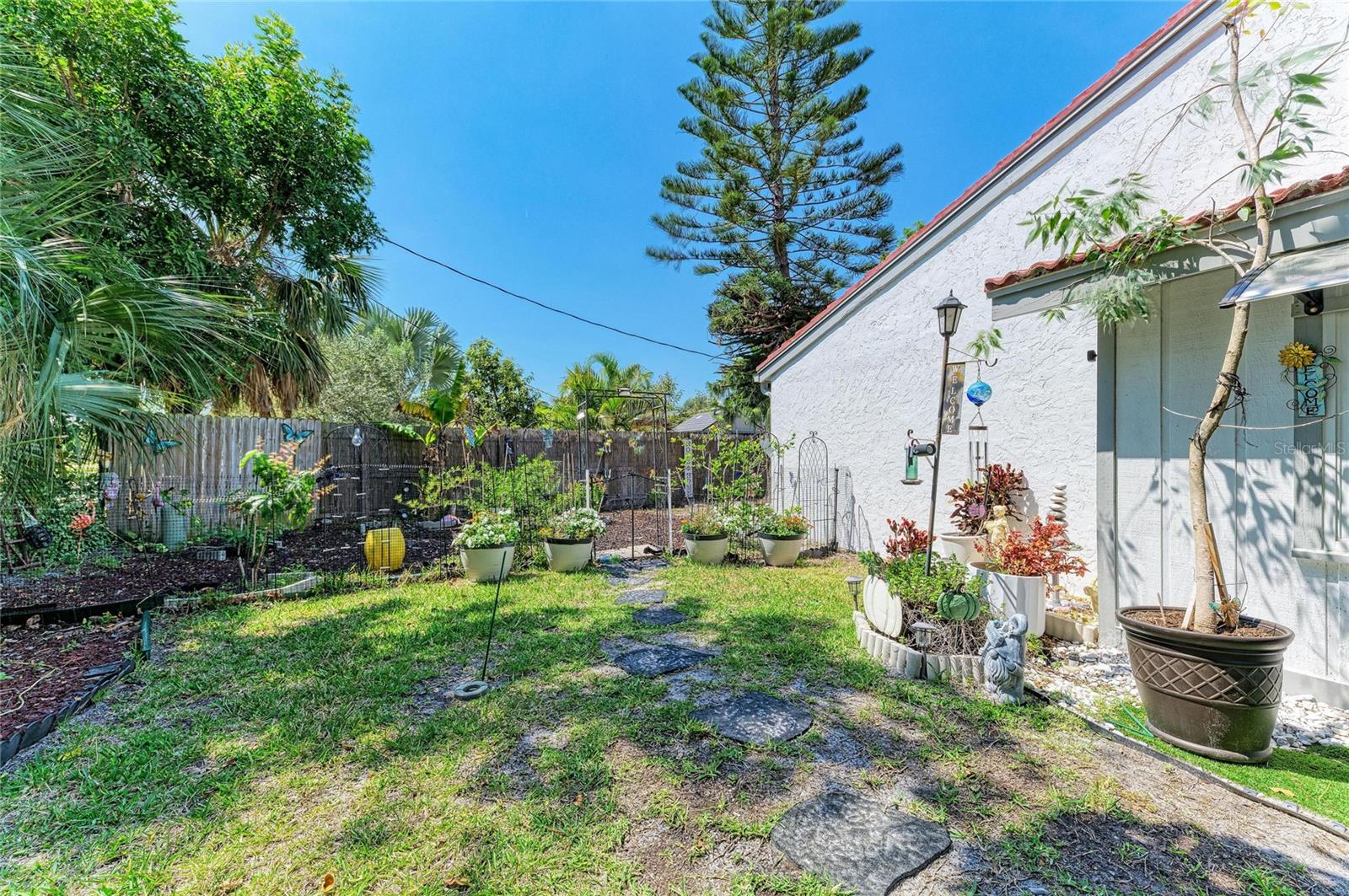 7236 LAS CASAS DR, SARASOTA, FL — photo 35