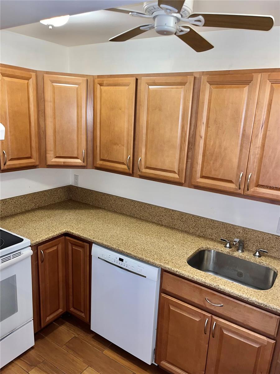519 ALBEE FARM RD #303, VENICE, FL — photo 17