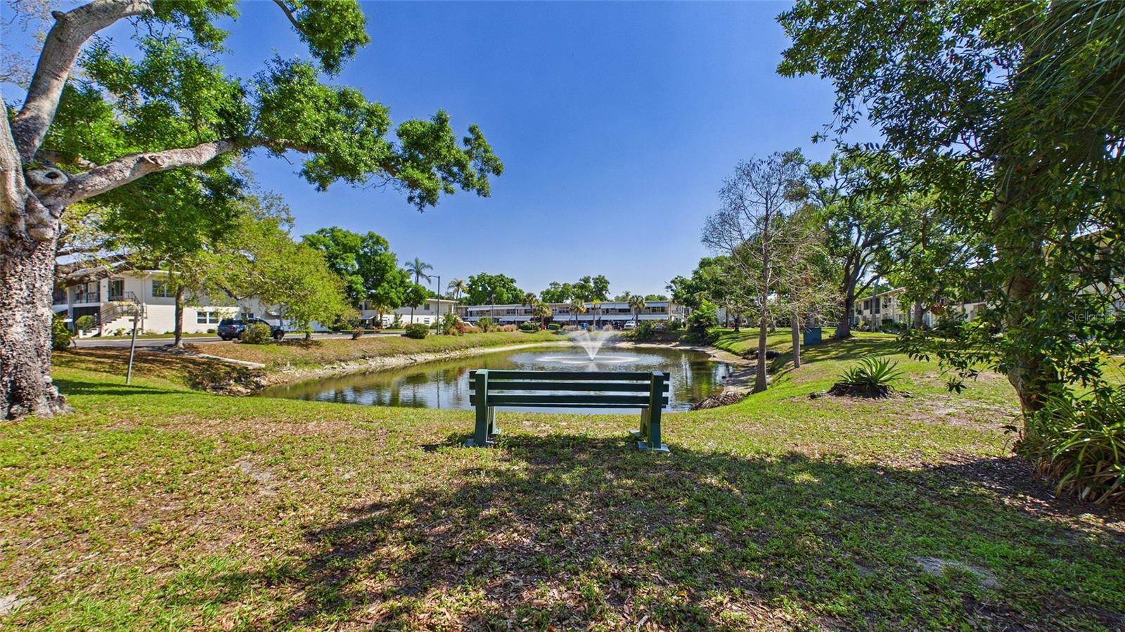 5664 40TH TER N #428, ST PETERSBURG, FL — photo 2