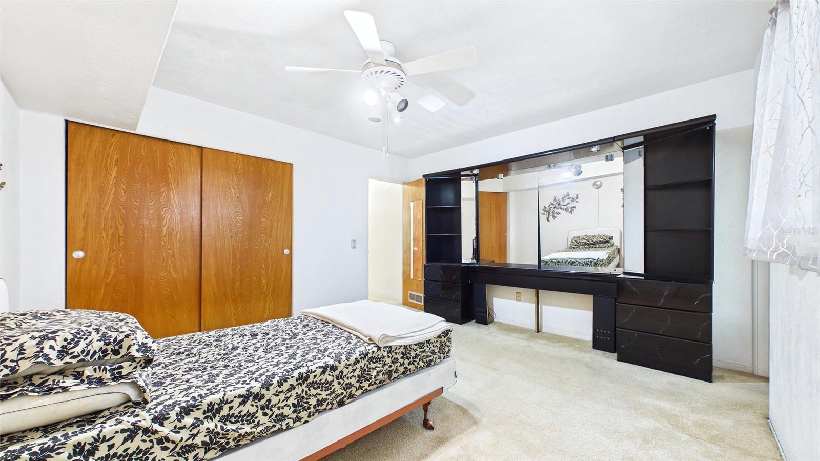 5664 40TH TER N #428, ST PETERSBURG, FL — photo 10