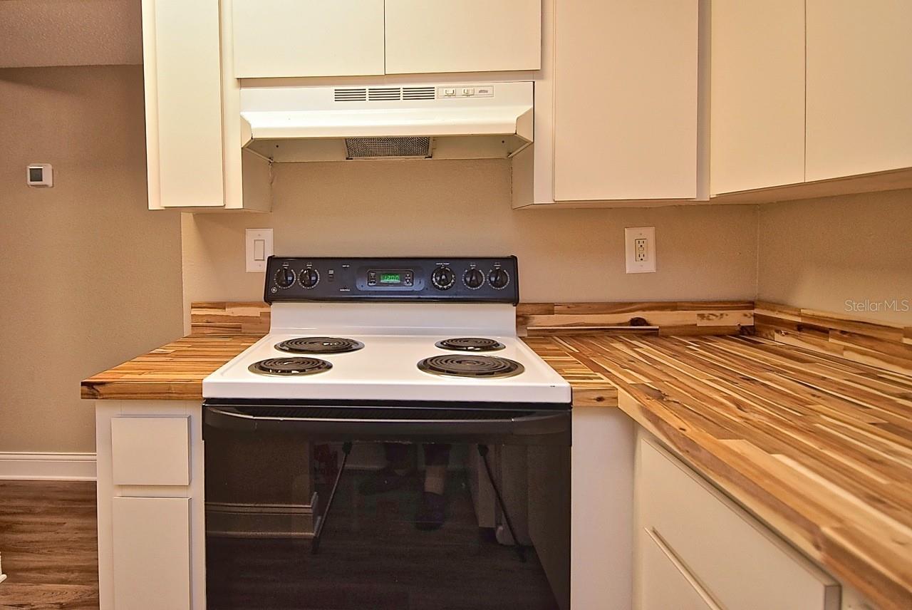 2121 WOOD ST #201, SARASOTA, FL — photo 11