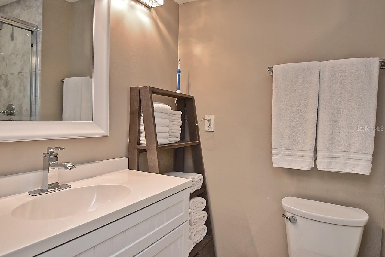 2121 WOOD ST #201, SARASOTA, FL — photo 17