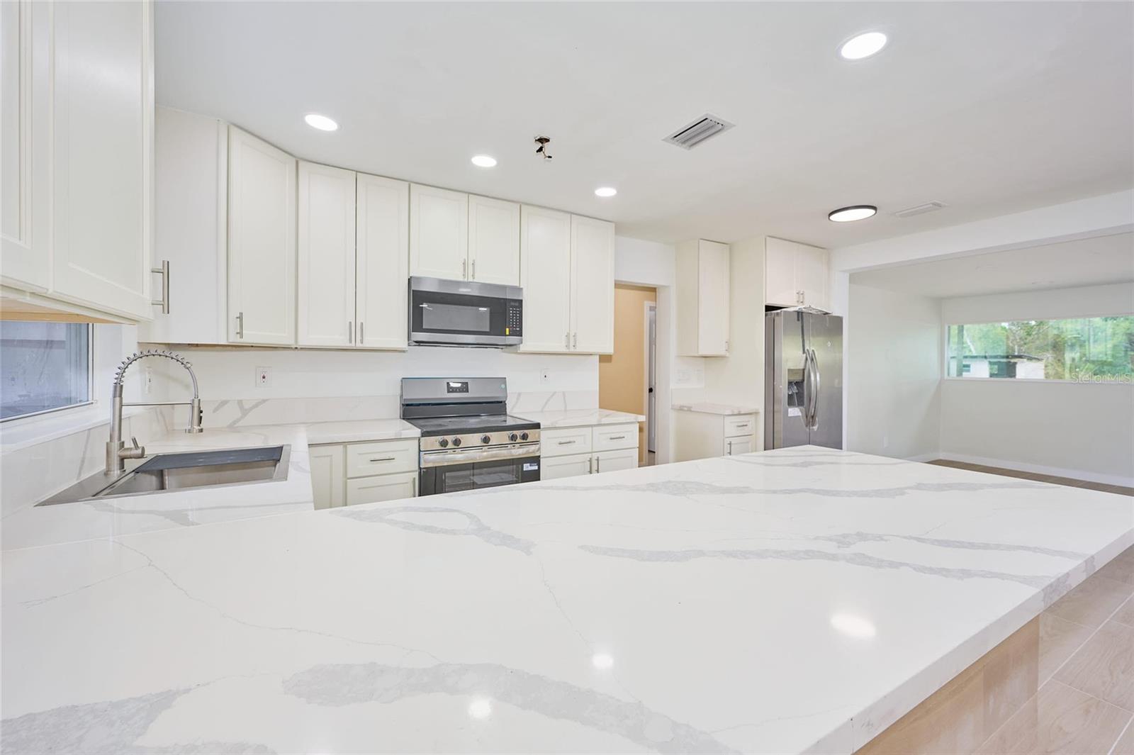 3500 ORCHID DR, INDIAN LAKE ESTATES, FL — photo 21