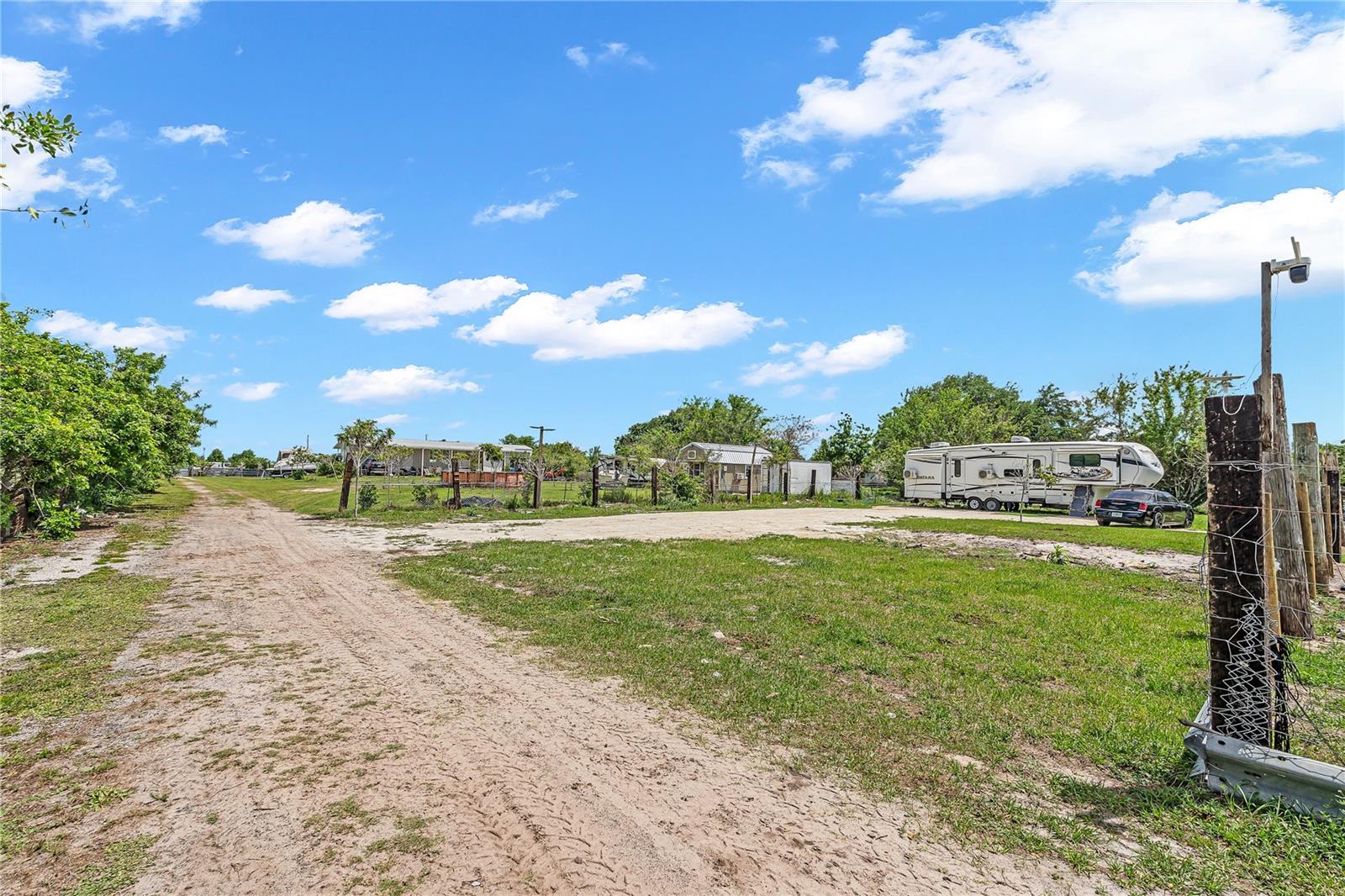 1321 BLUFF HAMMOCK RD, LORIDA, FL — photo 34