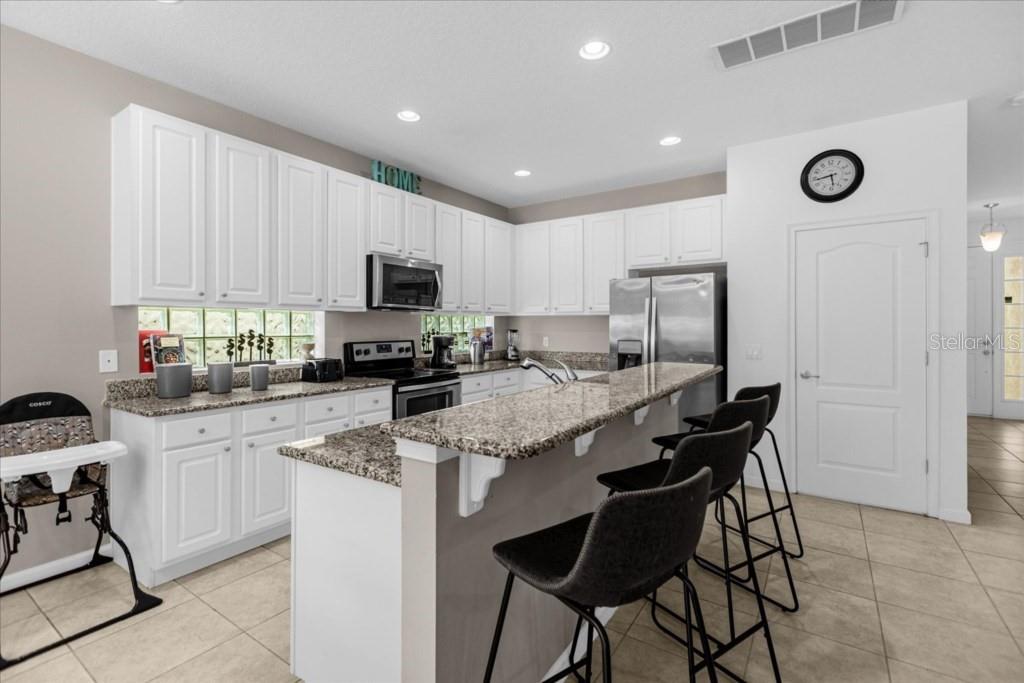 5220 OAKBOURNE AVE, DAVENPORT, FL — photo 4